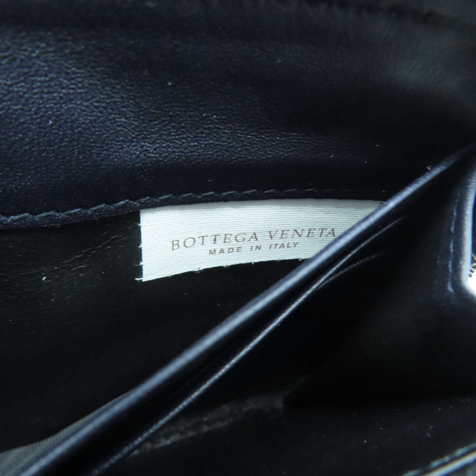 BOTTEGA VENETA 【清倉大減價】羊皮皮革Long wallet黑扣長錢包深藍色