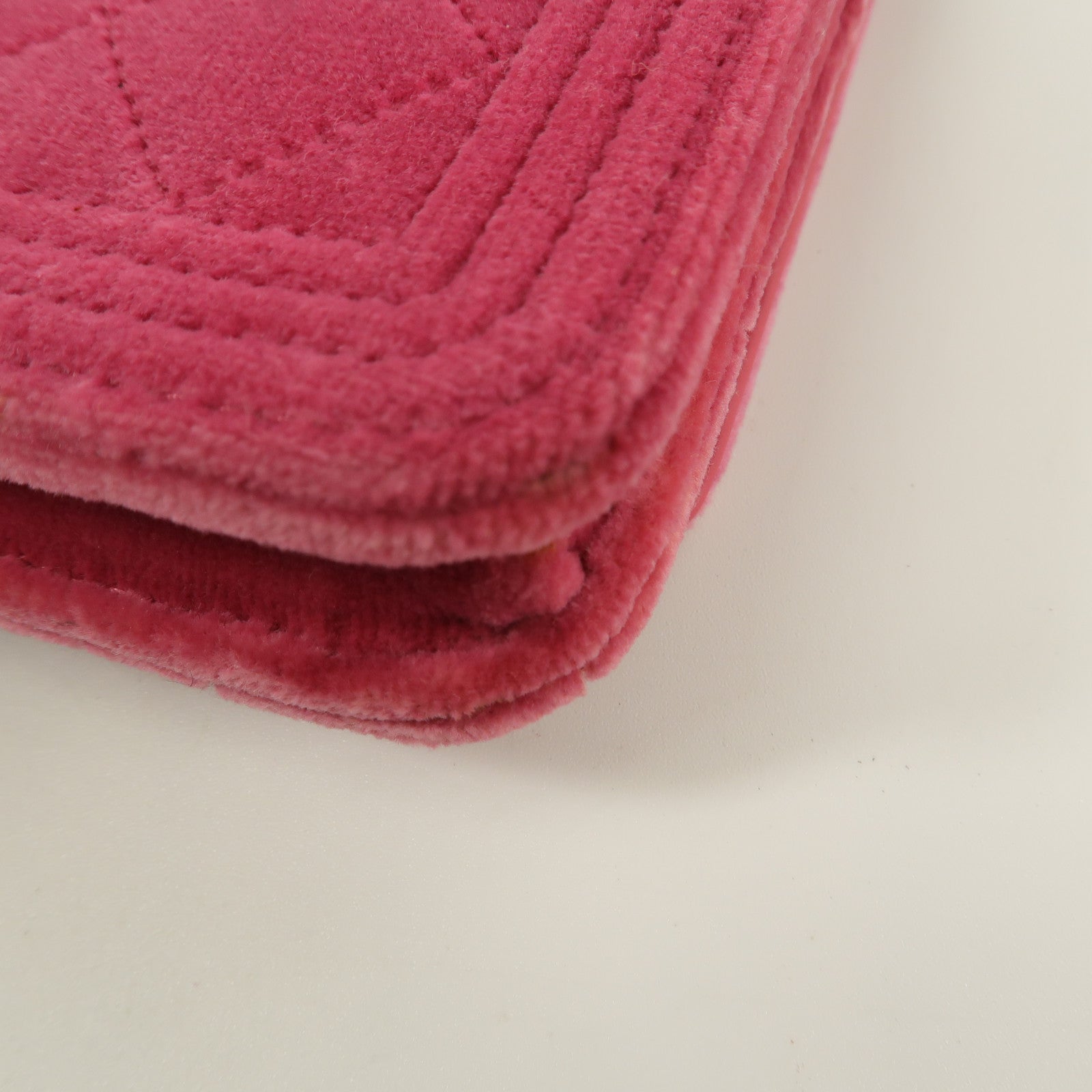 CHANEL 天鵝絨WOC Wallet On Chain鏈帶肩背袋