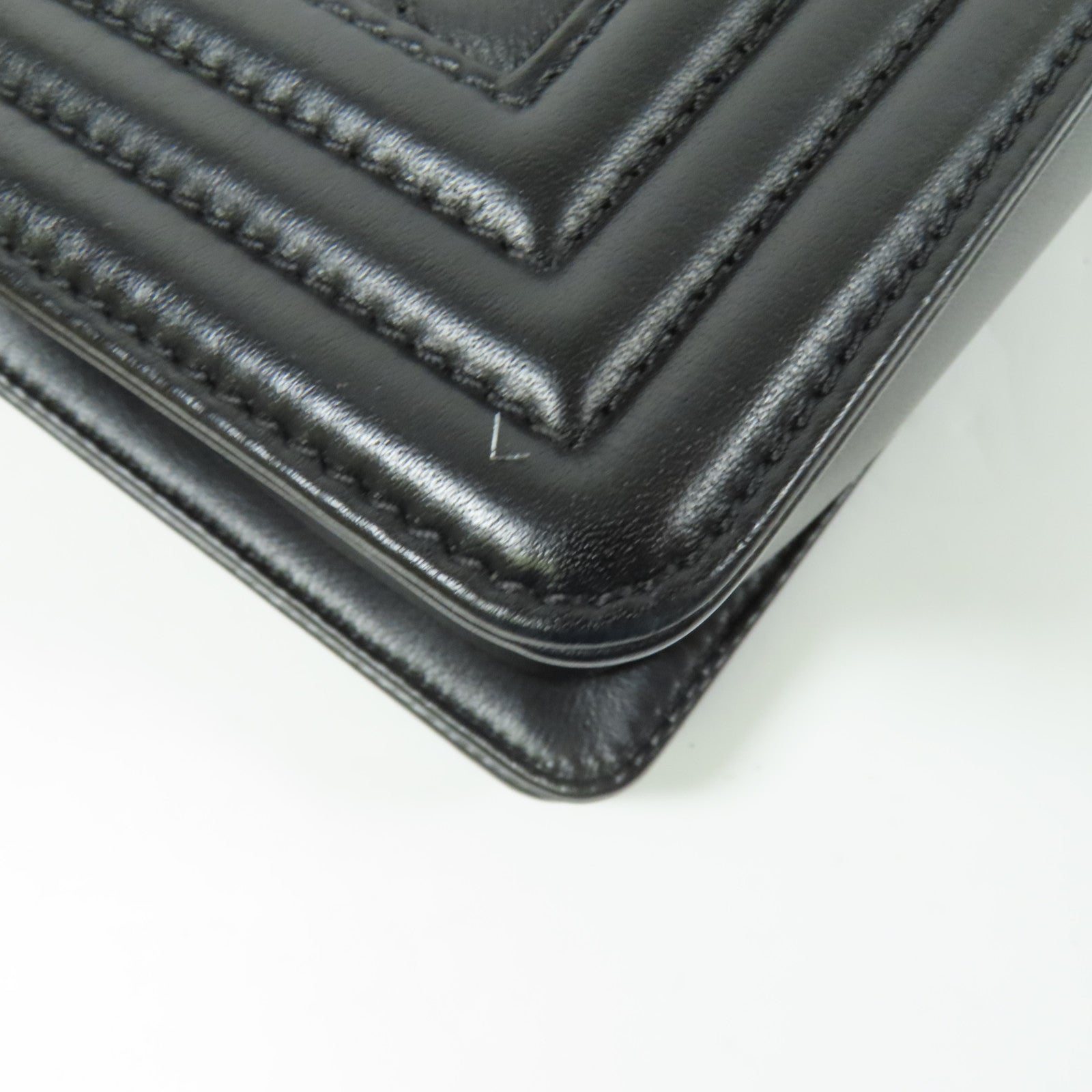 CHANEL 牛皮皮革Boy 25肩背袋