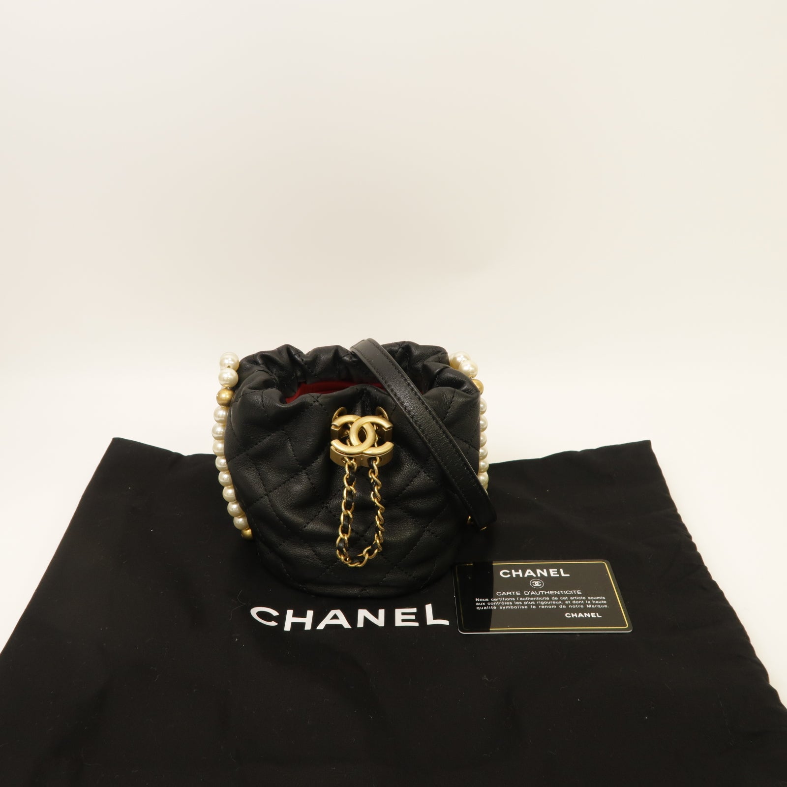 CHANEL 菱格羊皮皮革Shoulder Bag金扣肩背袋黒色
