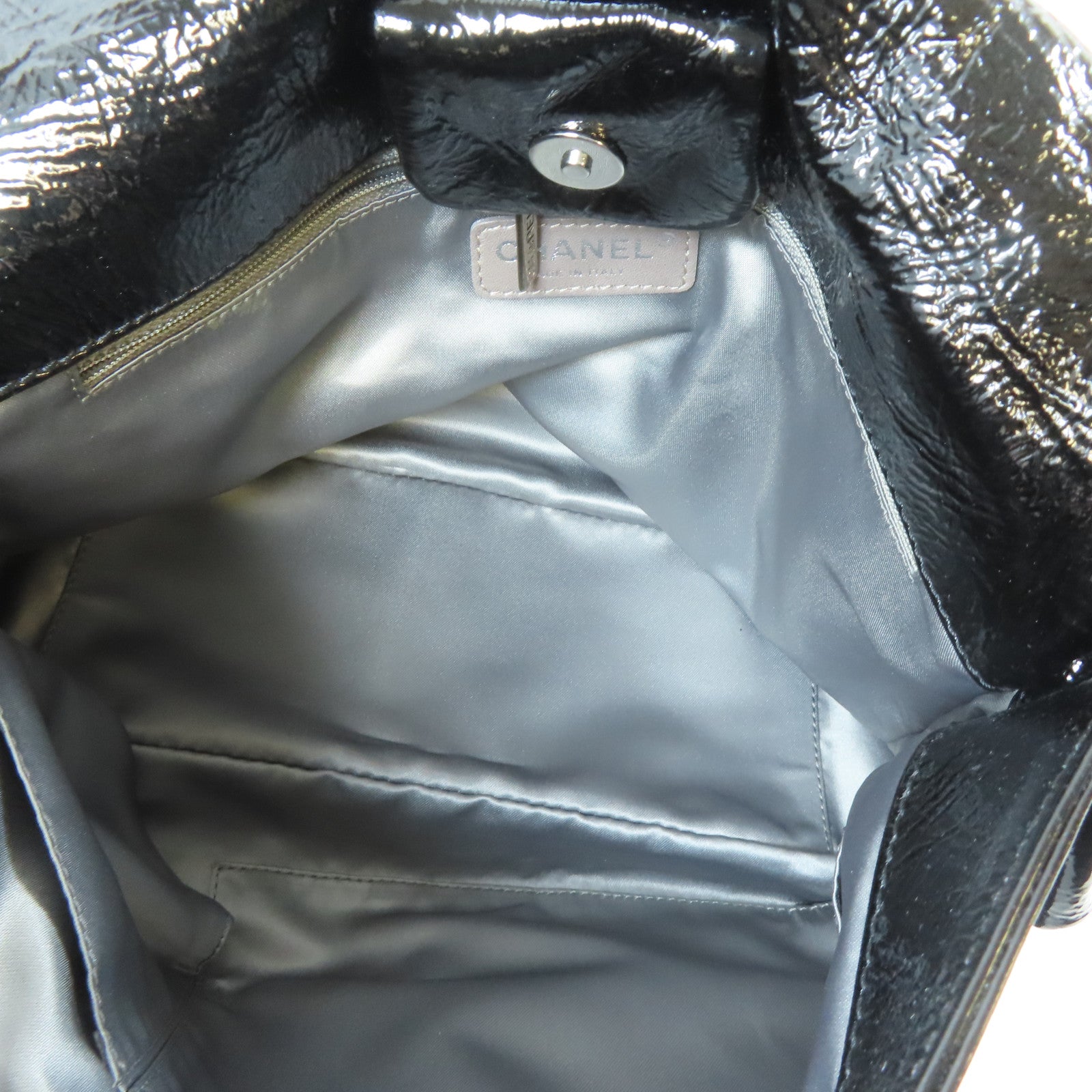 CHANEL 【激減優惠】漆皮皮革Chain Shoulder肩背袋黑色