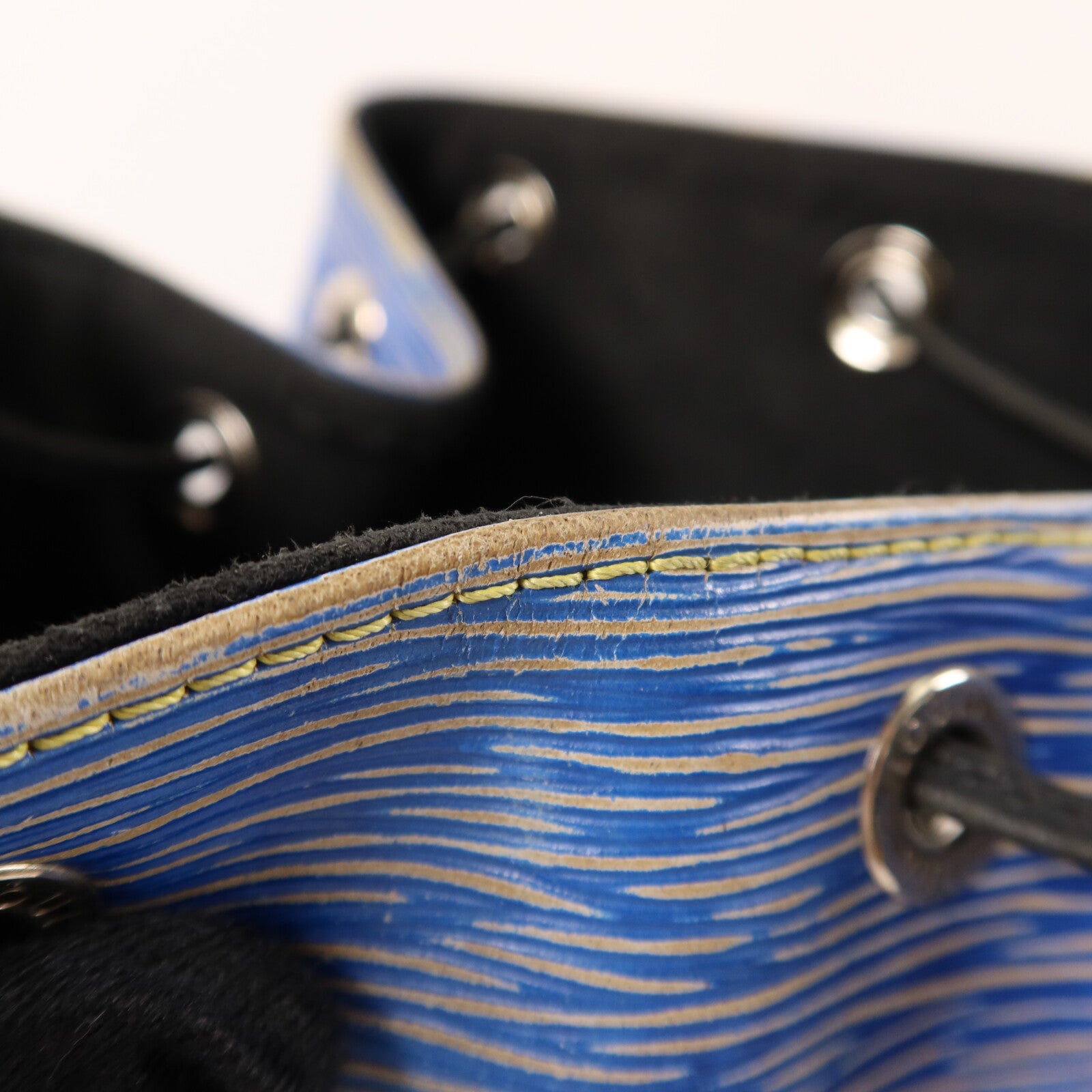 LOUIS VUITTON Epi Petit Noe肩背袋