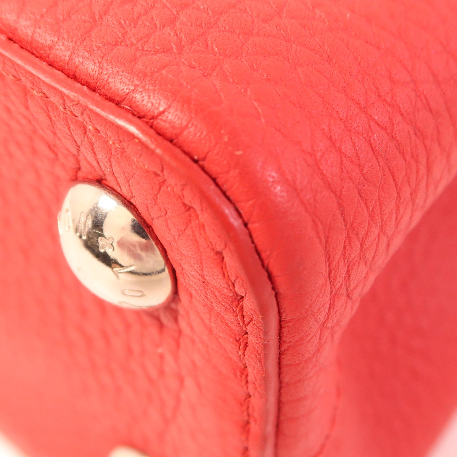 LOUIS VUITTON Taurillon Capucines BB銀扣手挽肩背兩用袋