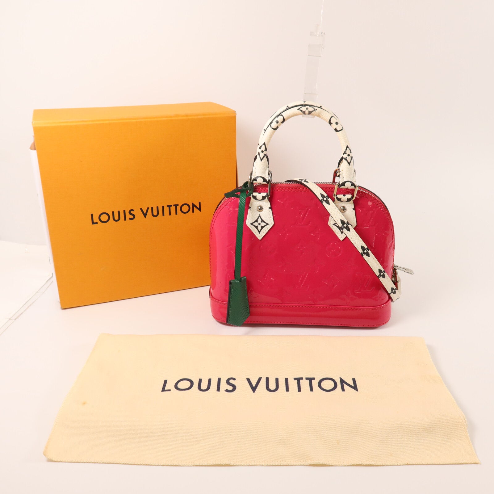 LOUIS VUITTON Monogram Vernis Alma BB手挽肩背兩用袋
