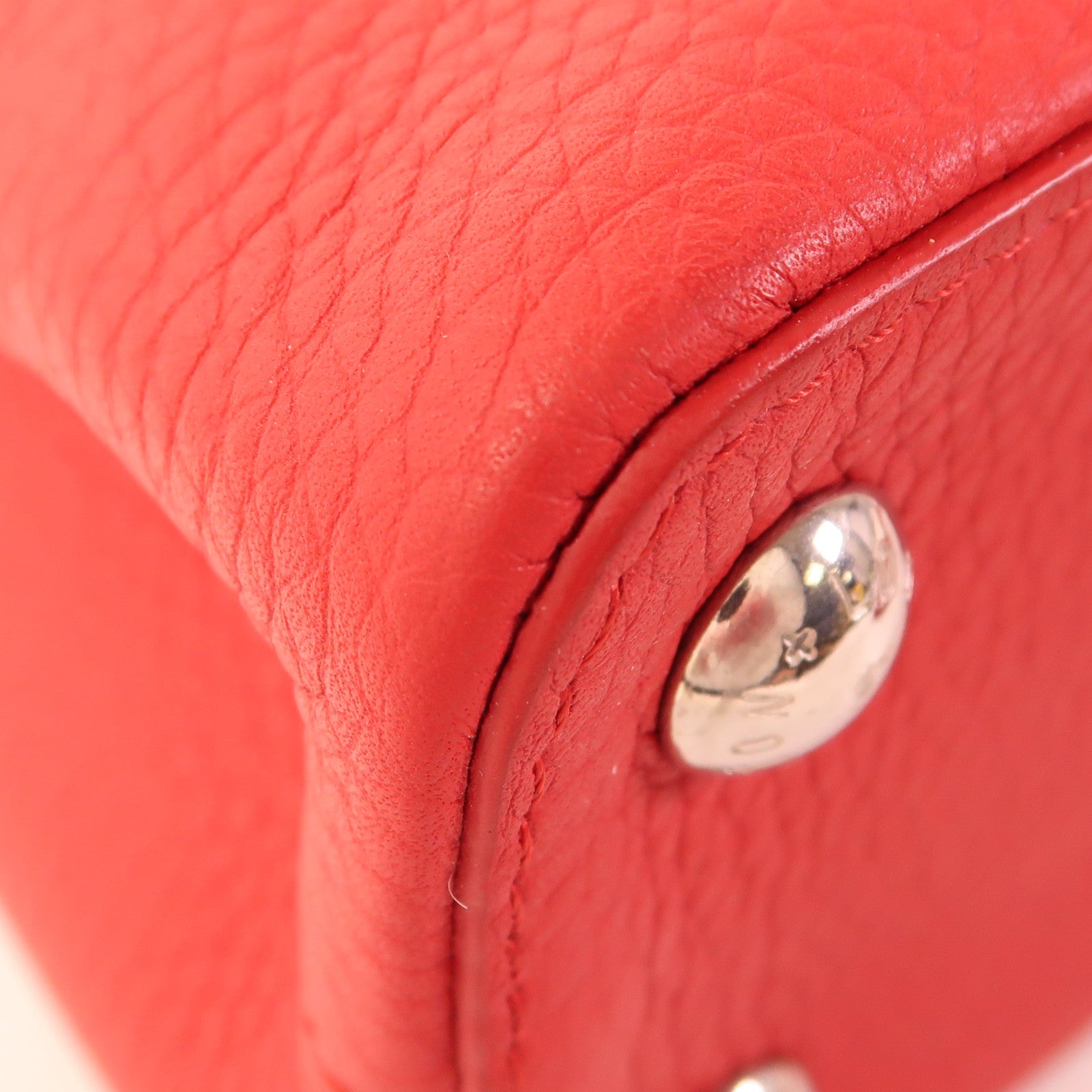 LOUIS VUITTON Taurillon Capucines BB銀扣手挽肩背兩用袋