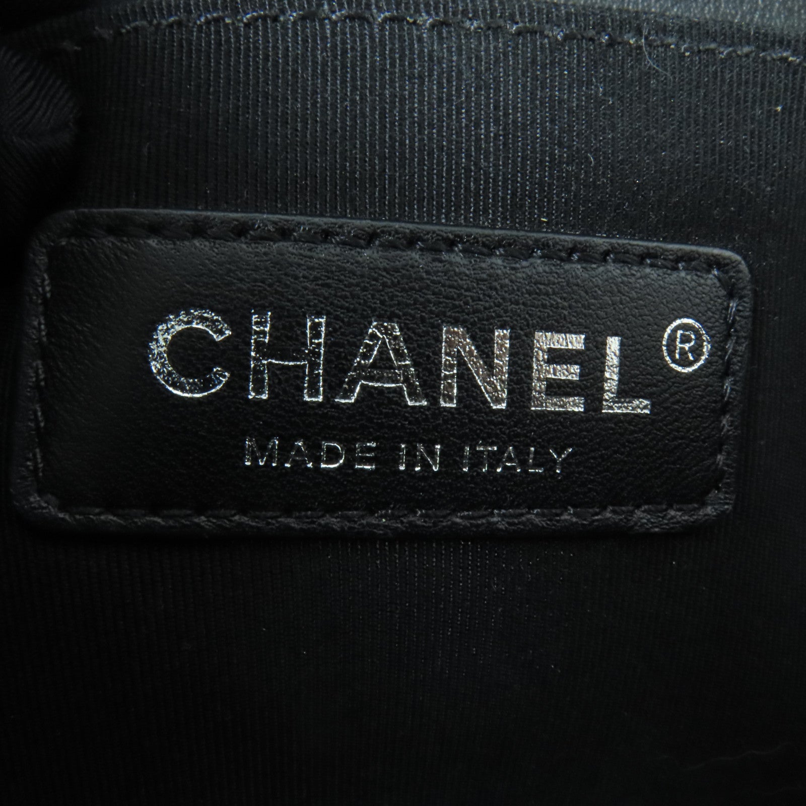 CHANEL 牛皮皮革Boy 25肩背袋