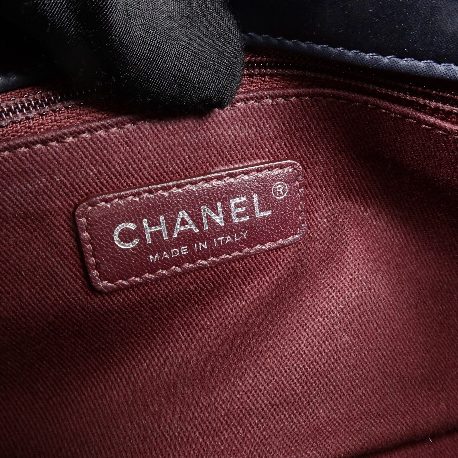 CHANEL 牛皮皮革Chain Shoulder Bag鏈帶肩背袋