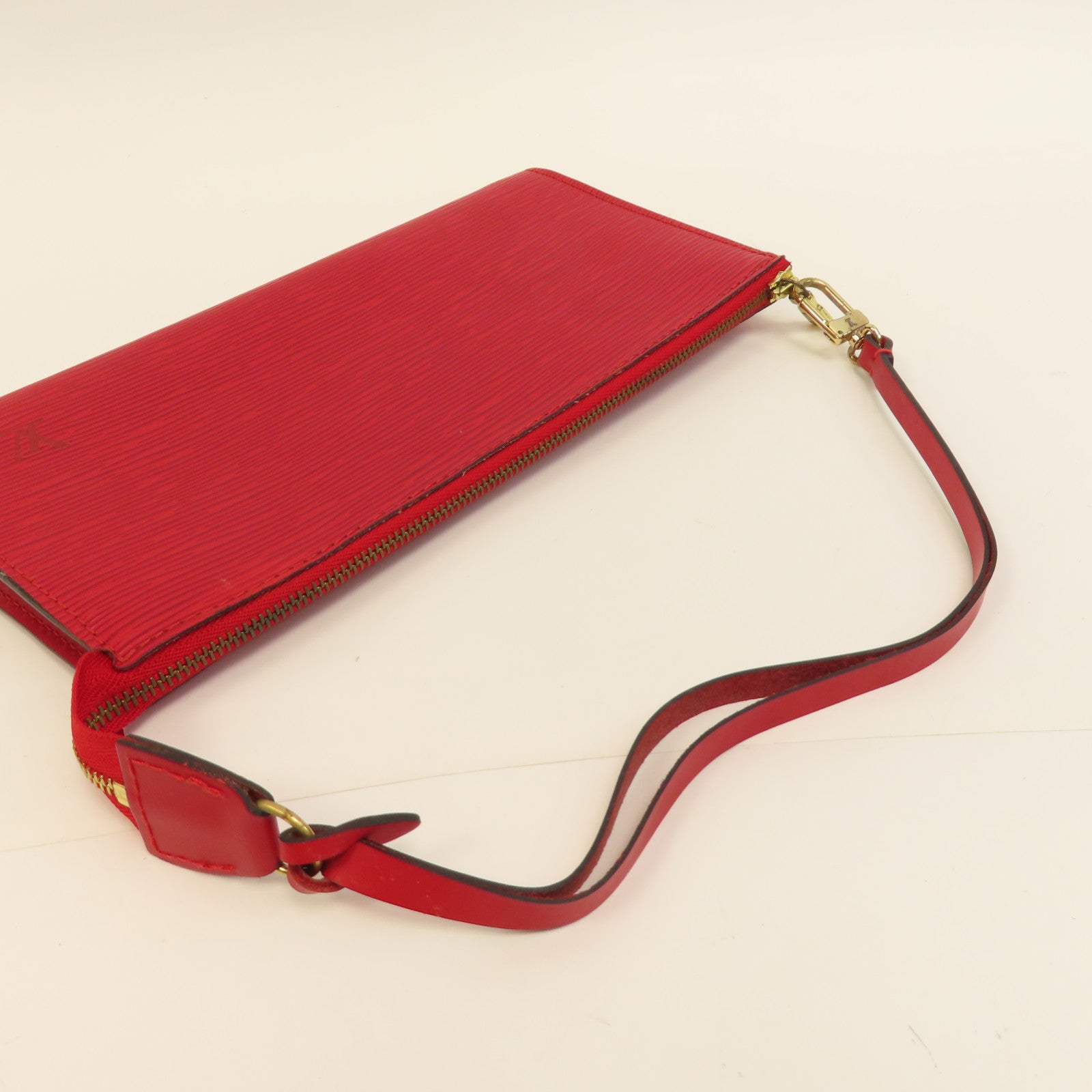 LOUIS VUITTON Epi Accessories Pouch金扣手挽袋紅色