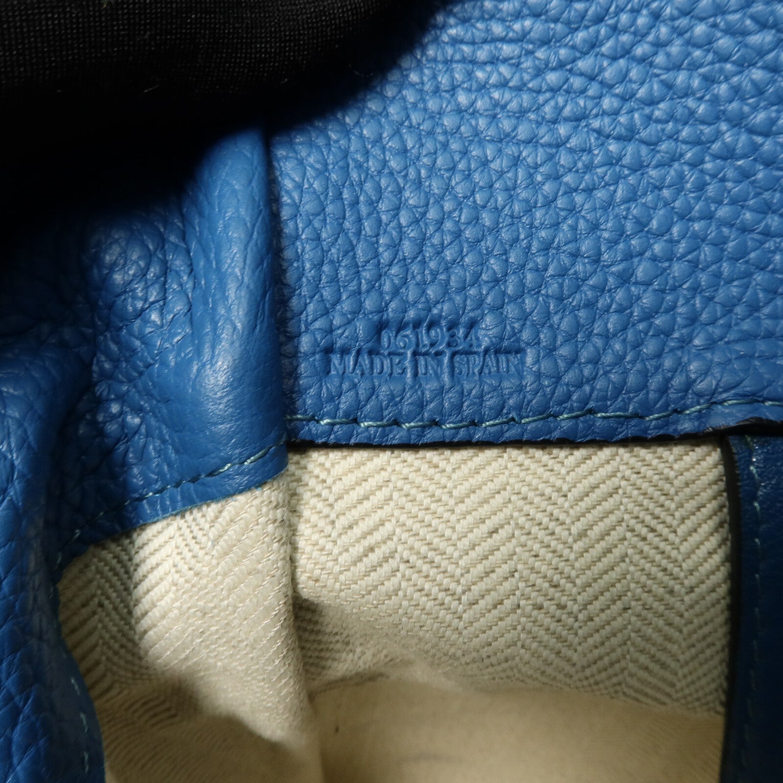 LOEWE 牛皮皮革Hammock Small手挽肩背兩用袋