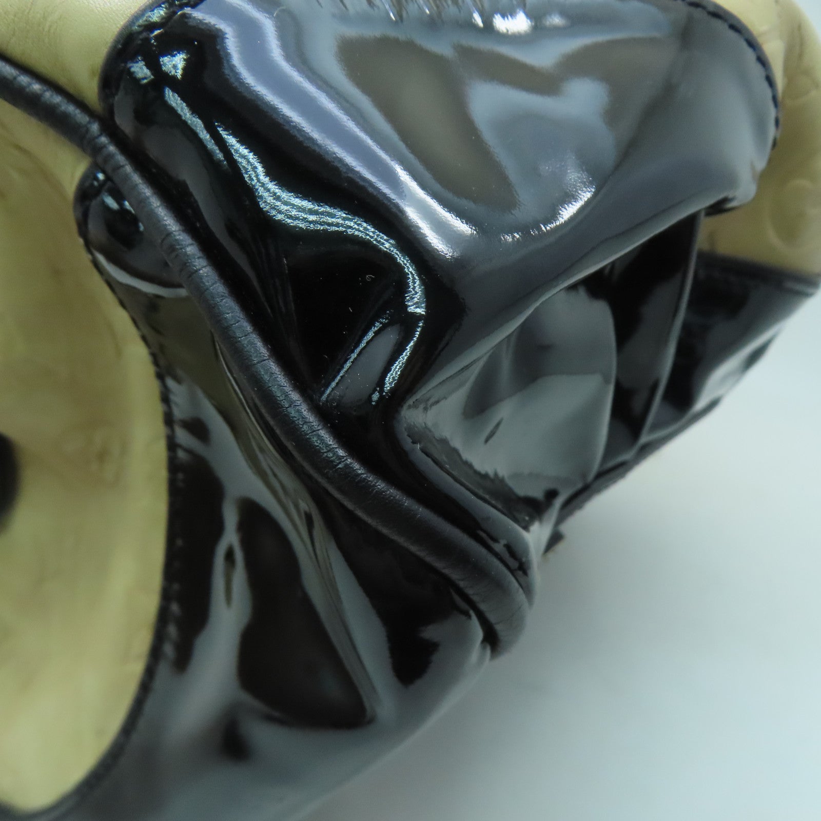 LOUIS VUITTON 【激減優惠】Monogram Stephen金扣手挽肩背兩用袋奶油米白色/黑色