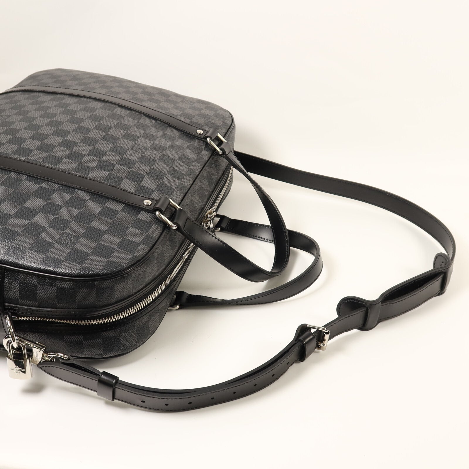 LOUIS VUITTON Damier Graphite Porto Cuman Voyage銀扣手挽肩背兩用袋