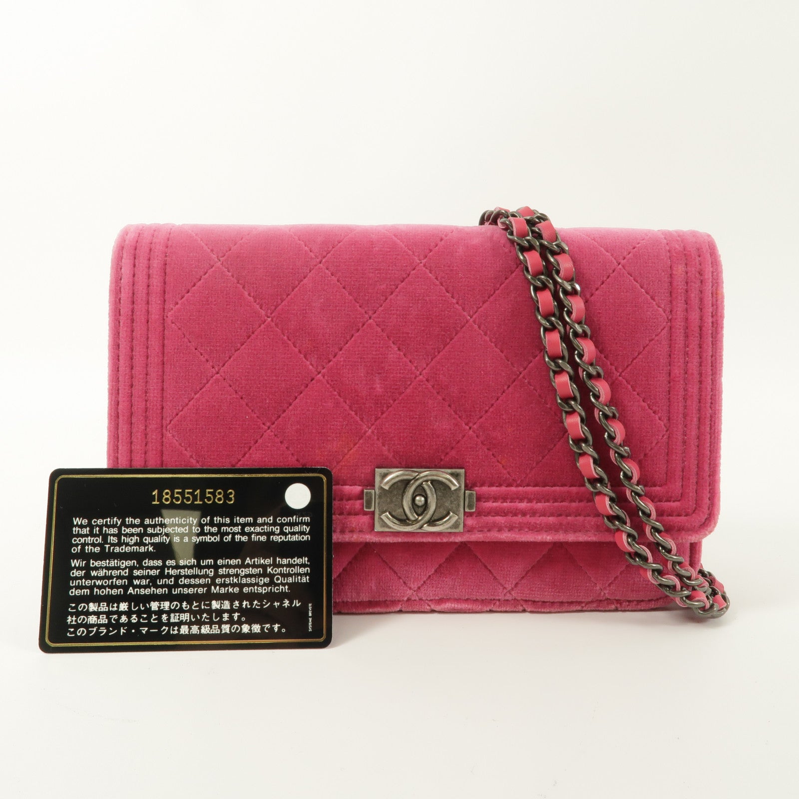 CHANEL 天鵝絨WOC Wallet On Chain鏈帶肩背袋