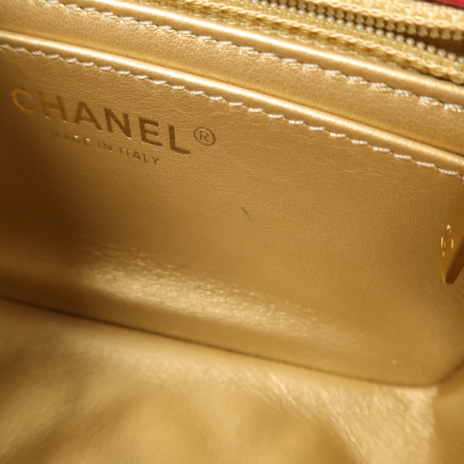 CHANEL 羊皮皮革Mini Classic 17鏈帶肩背袋