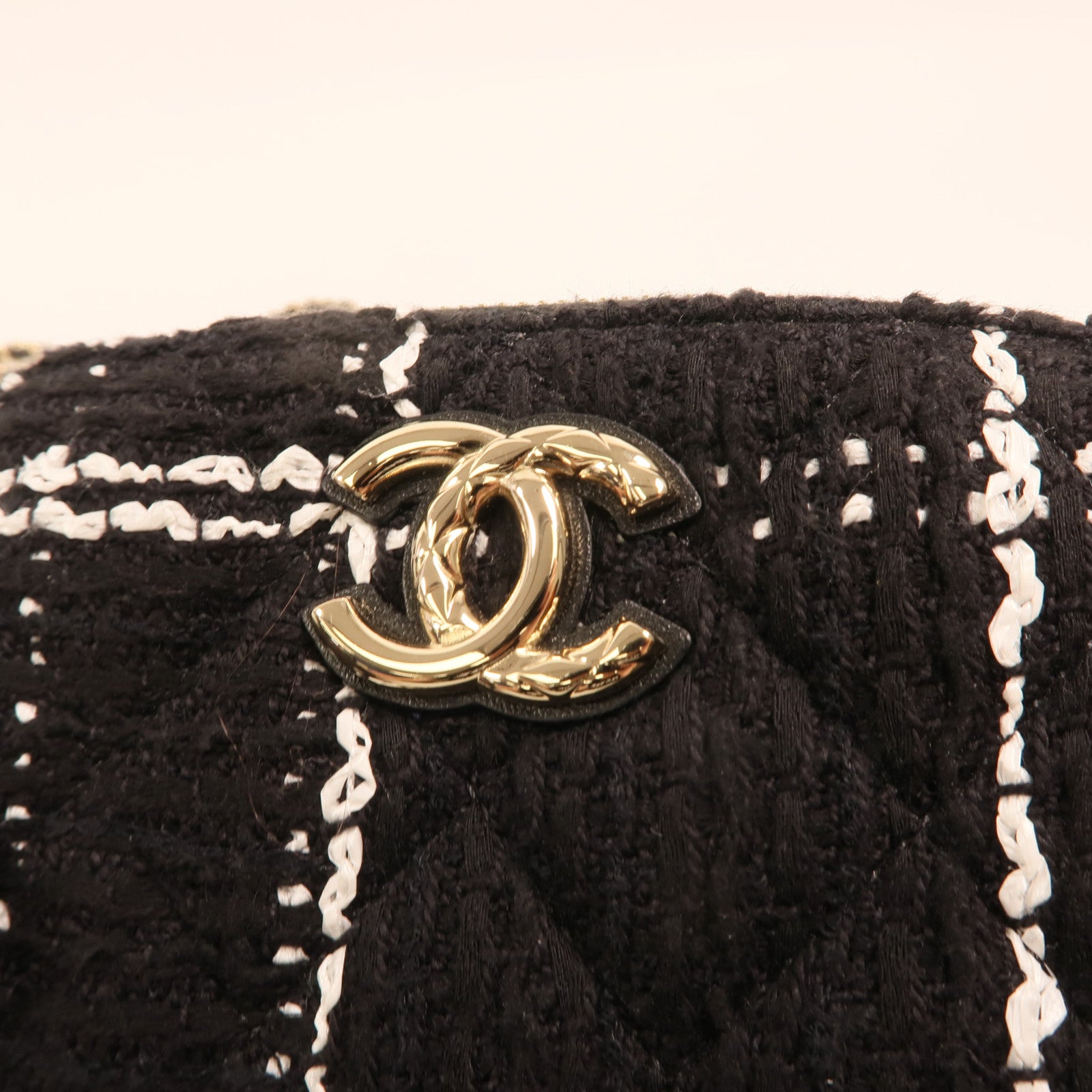 CHANEL 粗花呢Mini Clutch With Chain Bag金扣鏈帶肩背袋