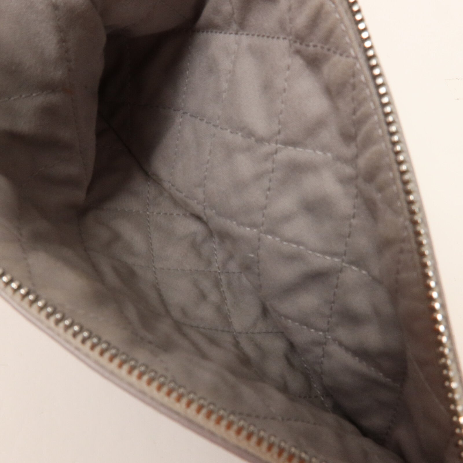 CHANEL 牛皮皮革Chanel 22 Small鏈帶肩背袋