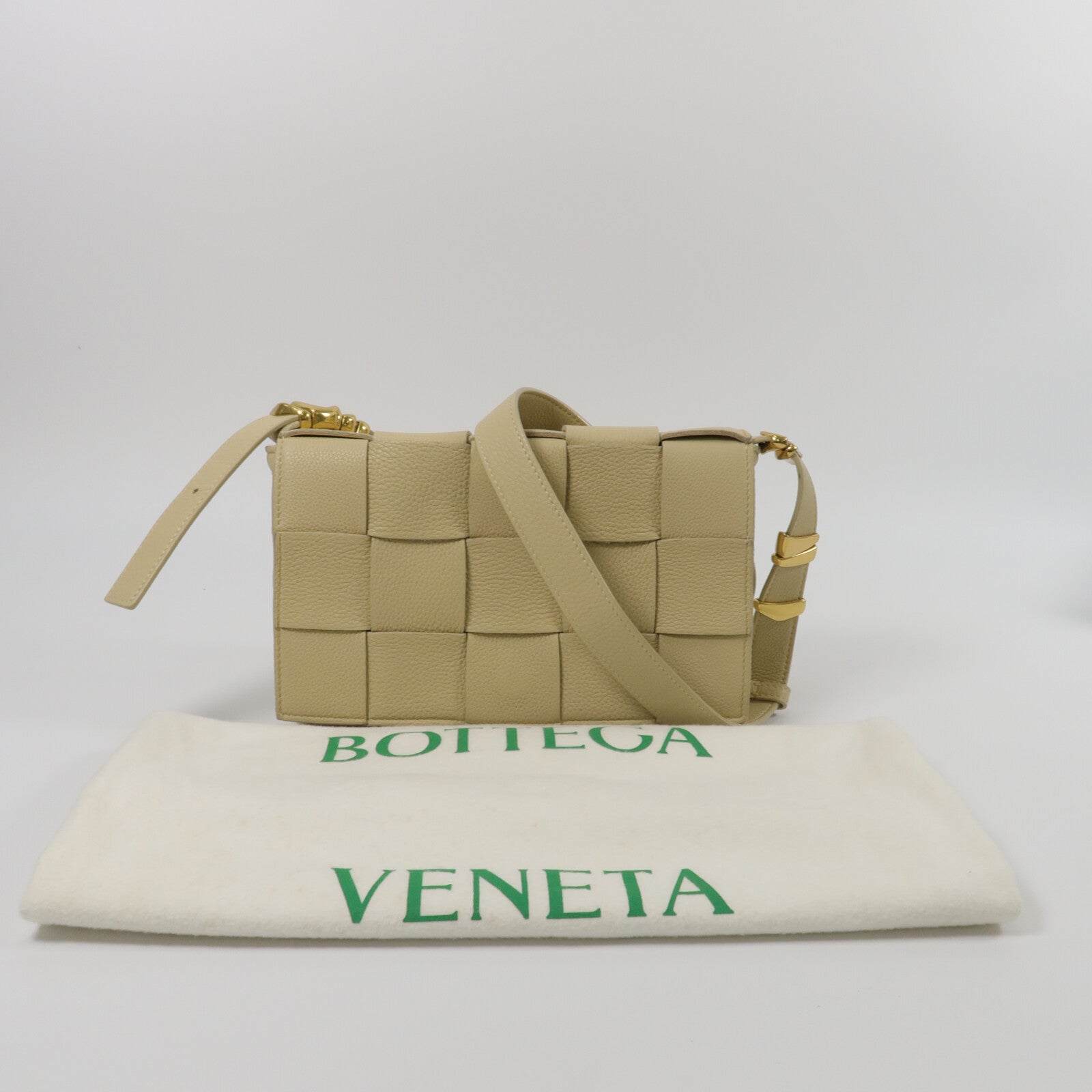 BOTTEGA VENETA 牛皮皮革Cassette Bag肩背袋