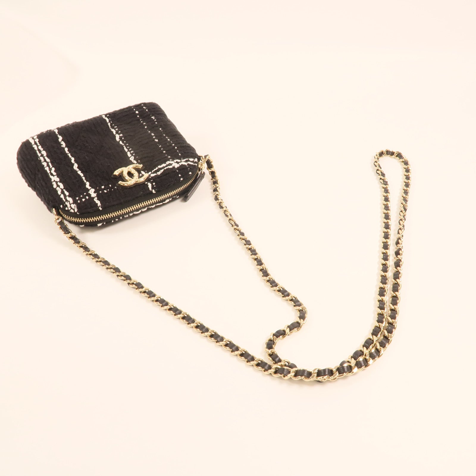 CHANEL 粗花呢Mini Clutch With Chain Bag金扣鏈帶肩背袋