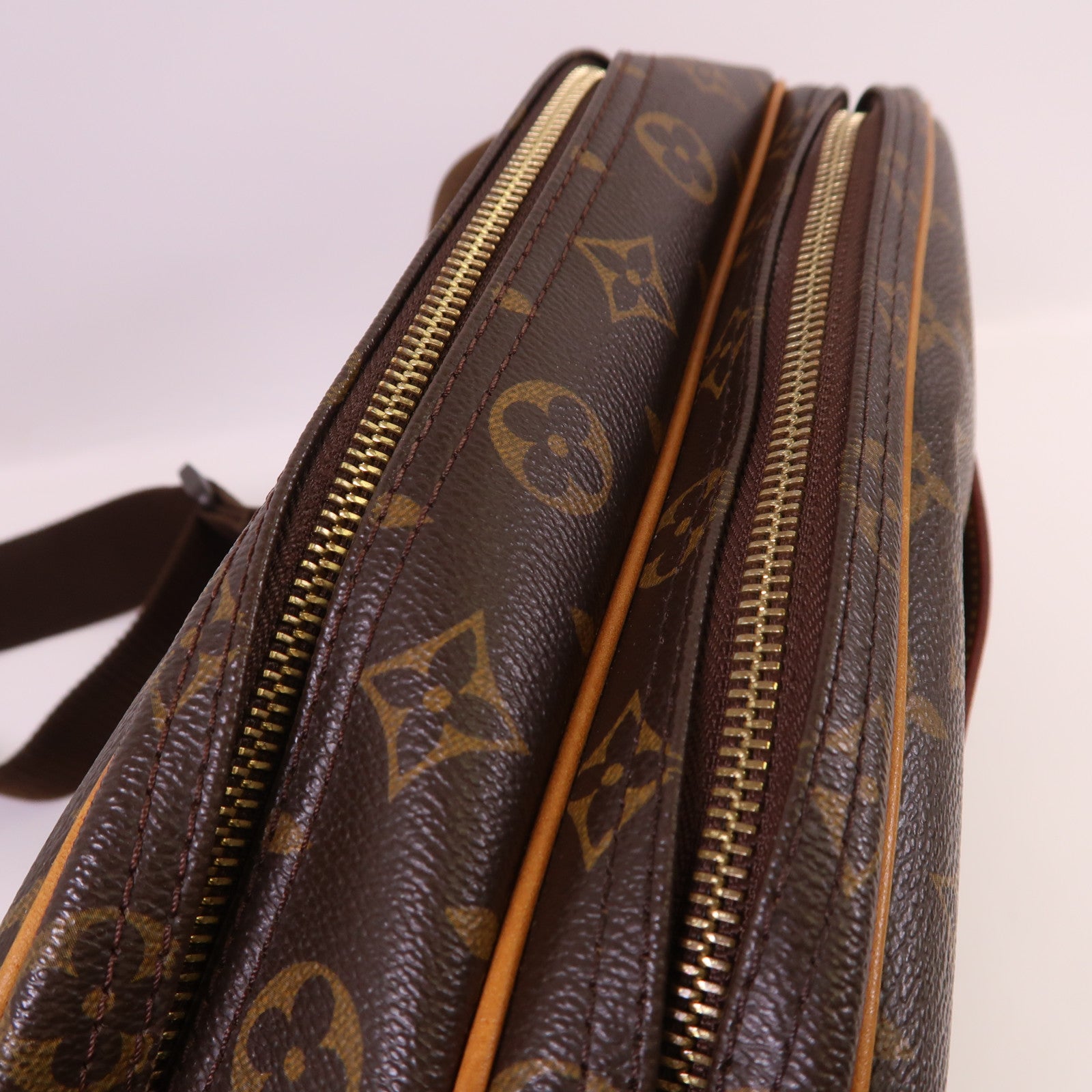 LOUIS VUITTON Monogram Reporter PM金扣肩背袋棕色