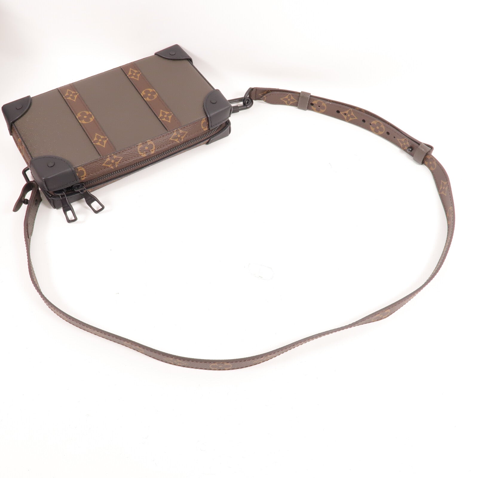 LOUIS VUITTON Monogram/Taiga Soft Trunk Wallet肩背袋