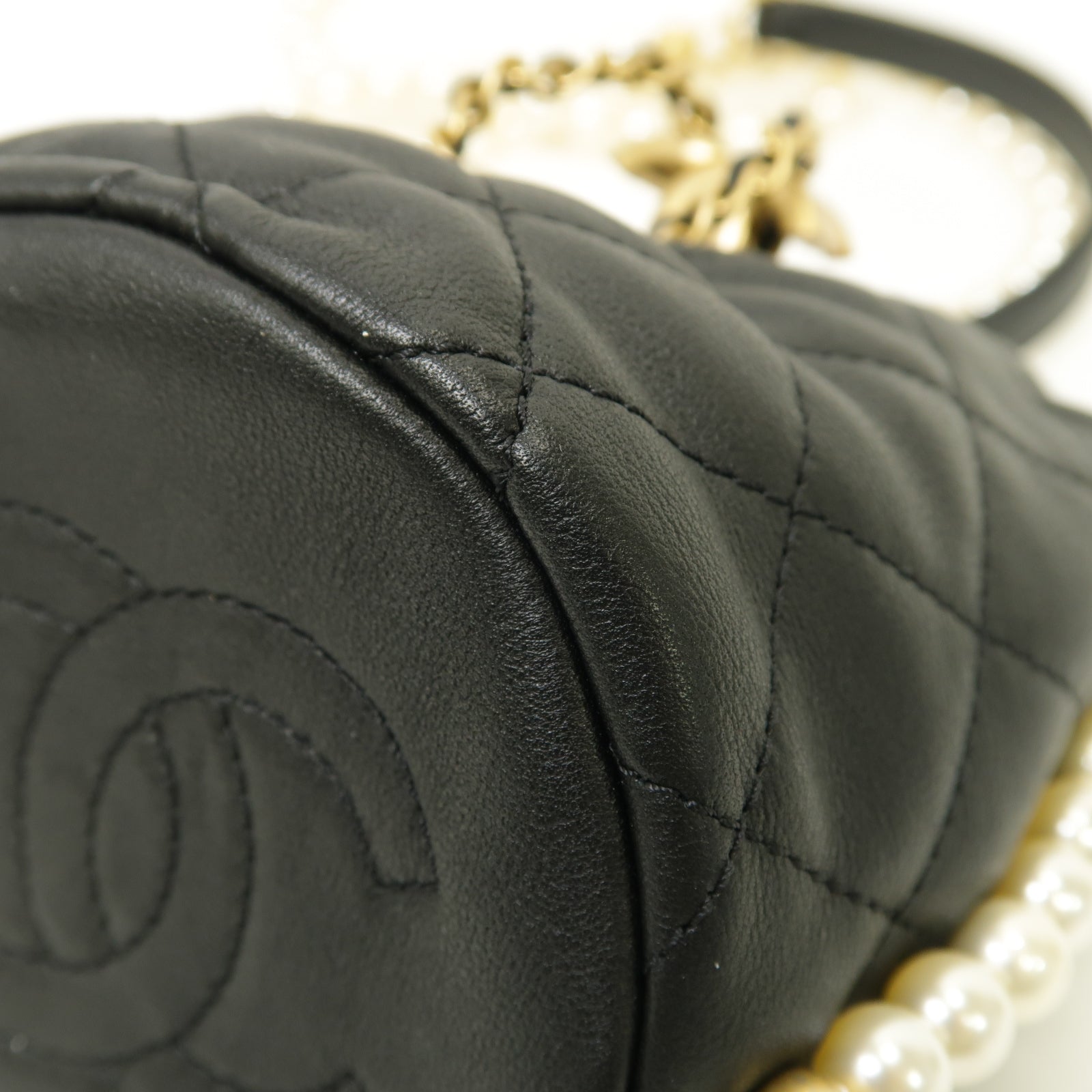 CHANEL 菱格羊皮皮革Shoulder Bag金扣肩背袋黒色