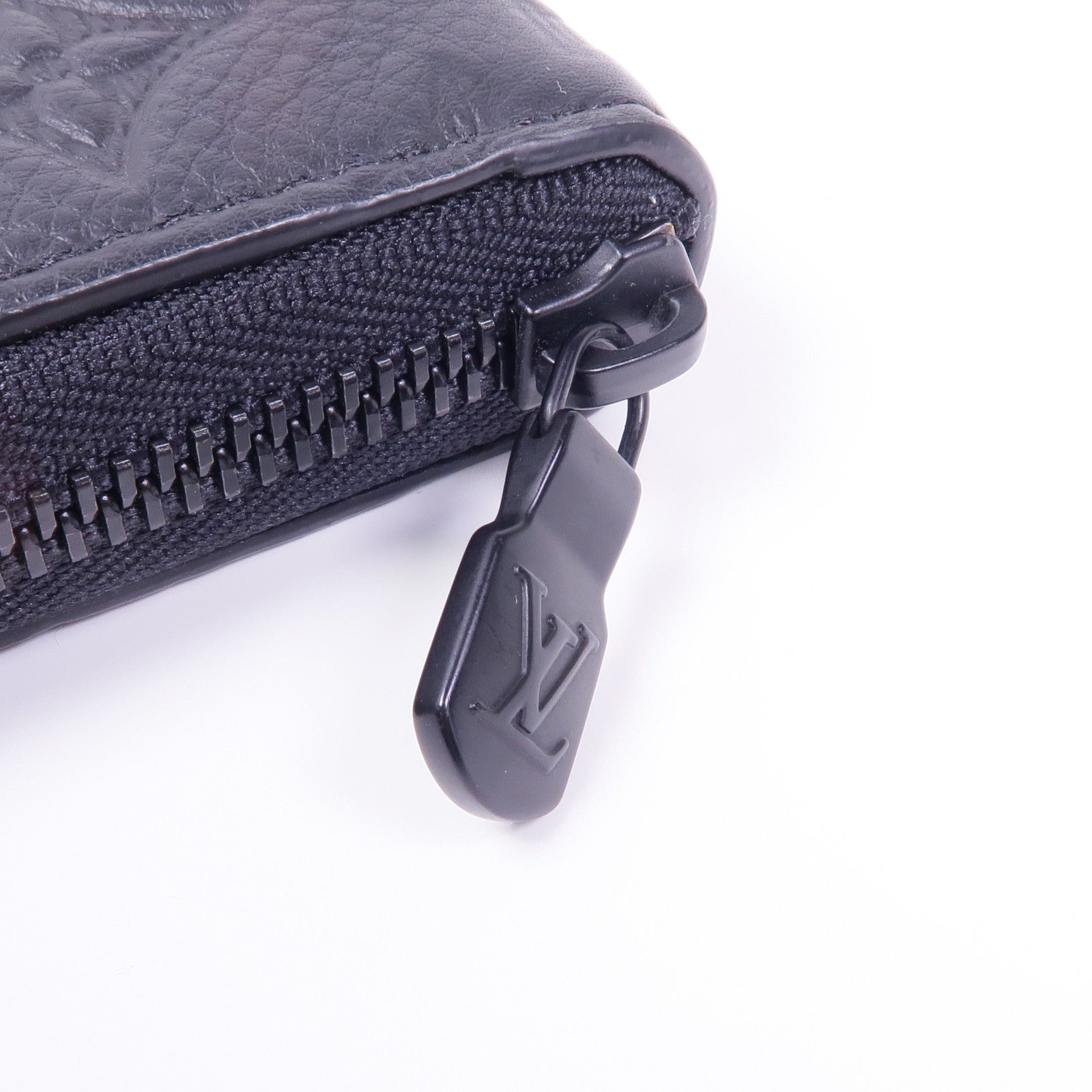 LOUIS VUITTON Monogram Shadow Zippy Wallet長錢包
