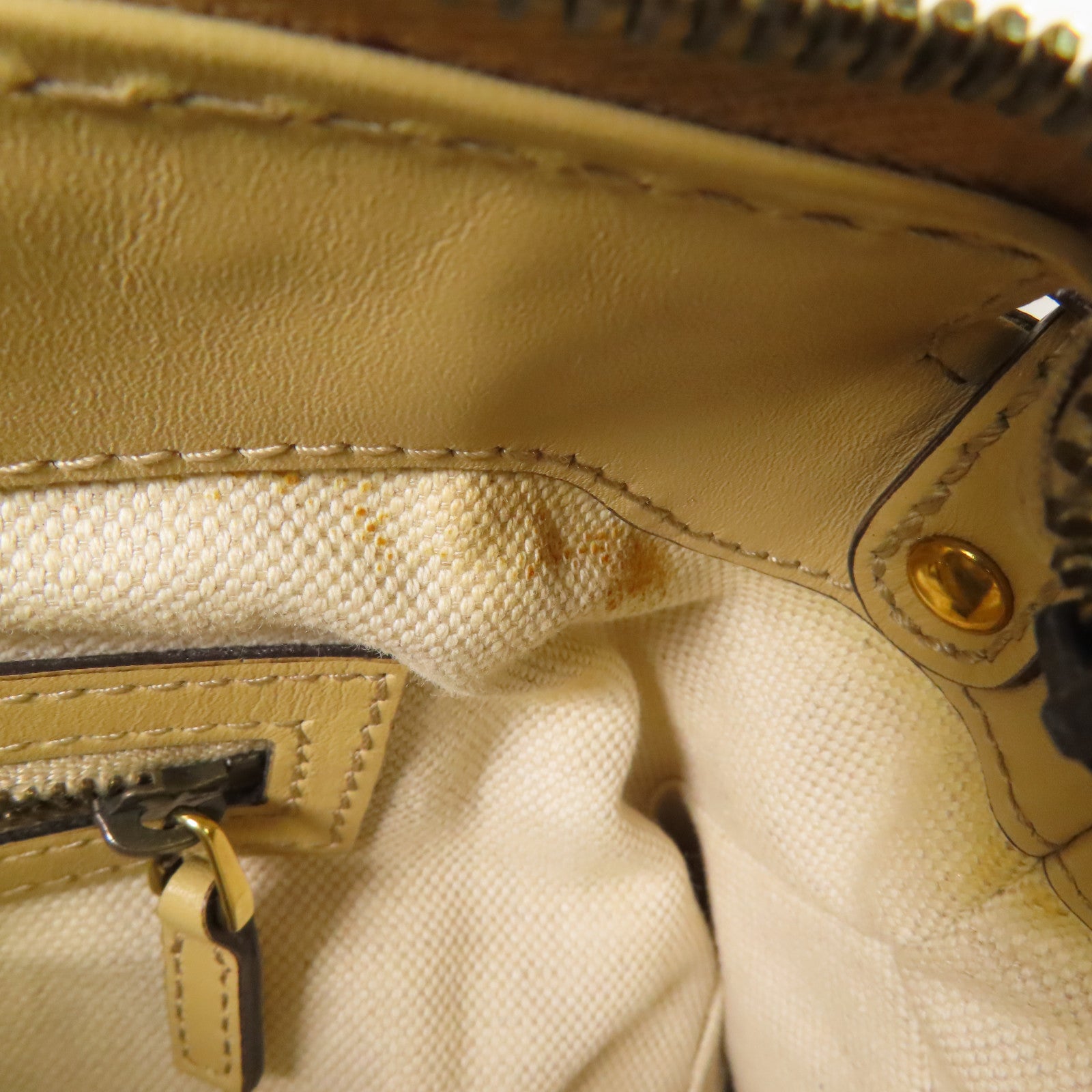 GUCCI 牛皮皮革Shoulder Bag金扣肩背袋