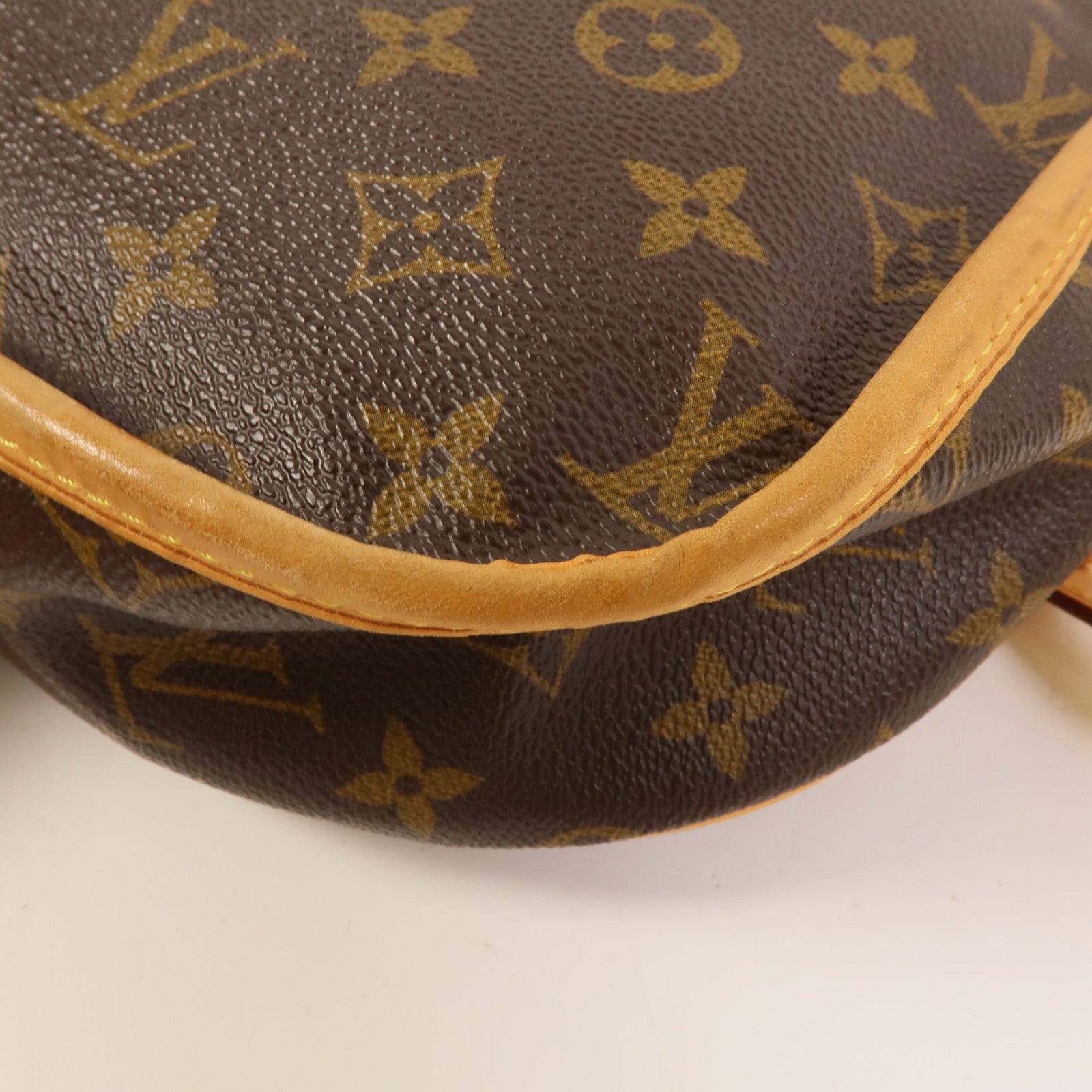 LOUIS VUITTON Monogram Menilmonant PM肩背袋