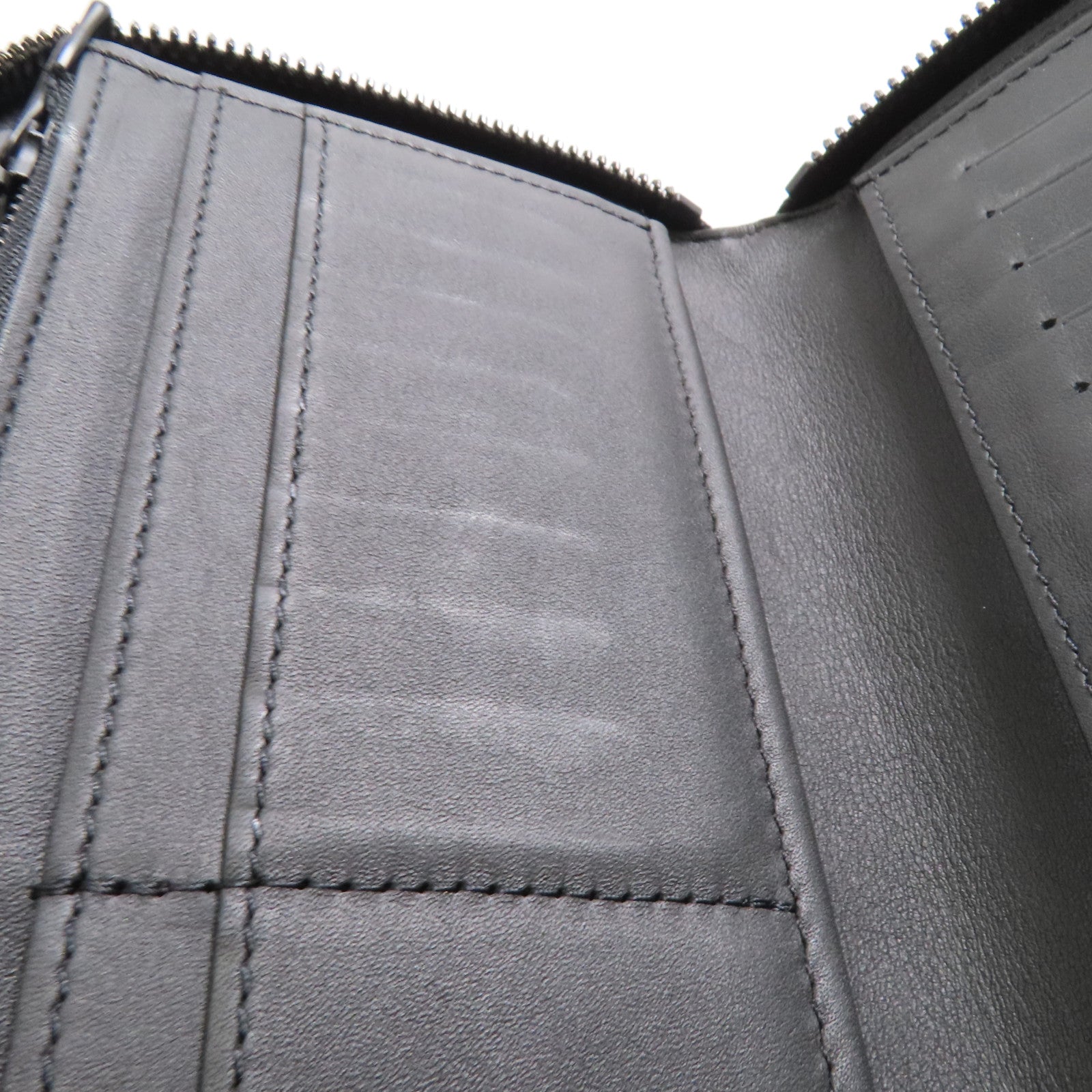 LOUIS VUITTON Monogram Taurillon Zippy Vertical Wallett長錢包
