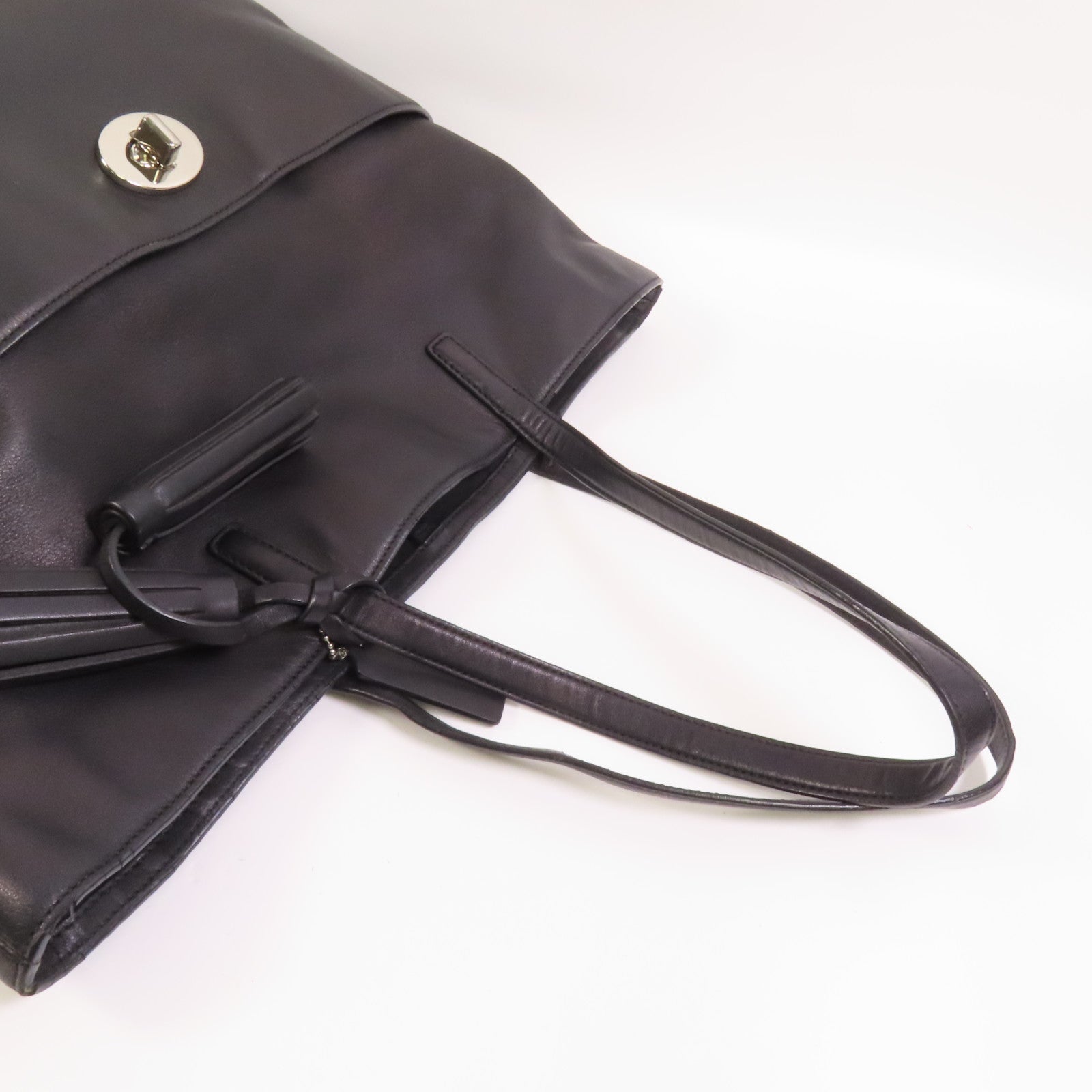COACH 【激減優惠】牛皮皮革Shoulder Bag銀扣肩背袋