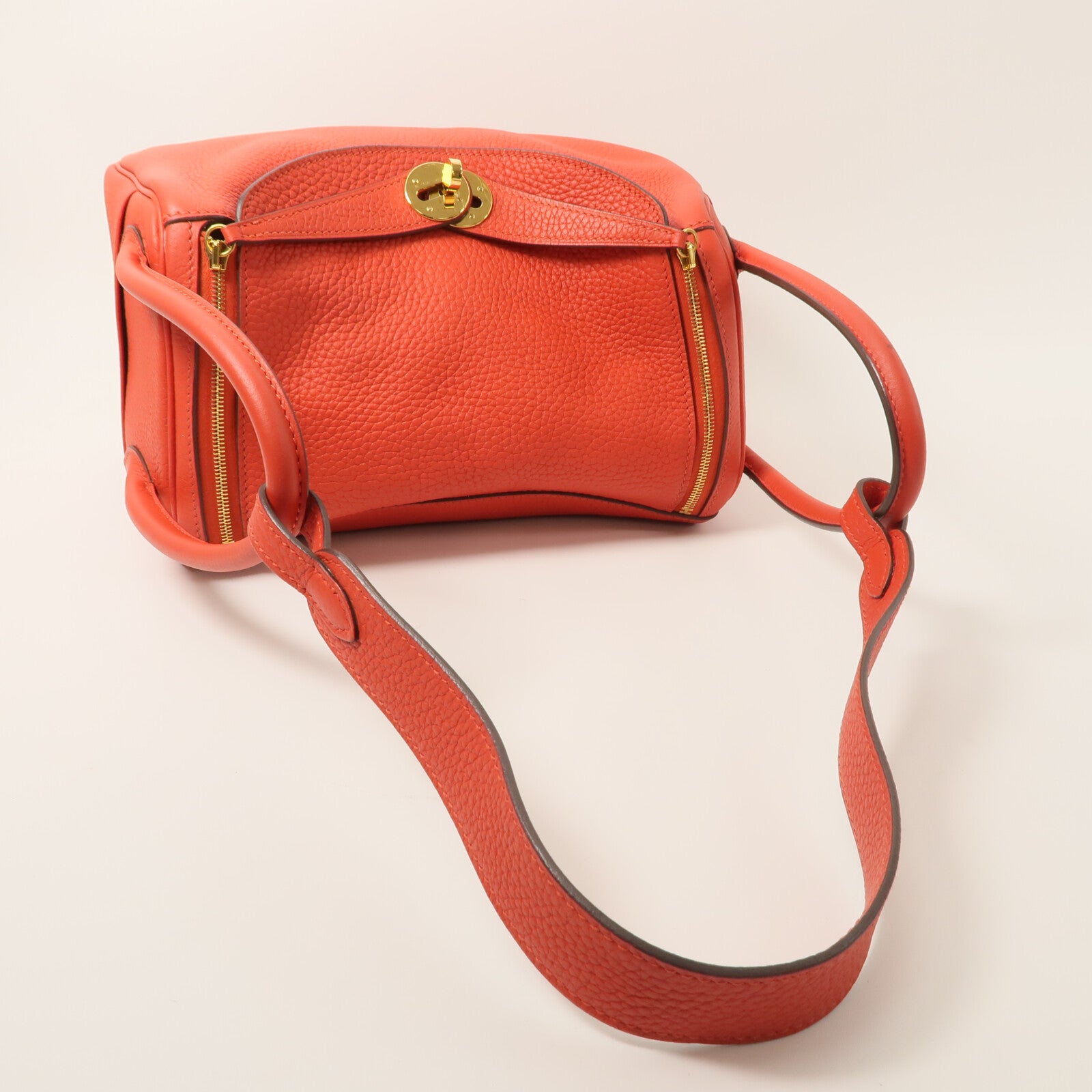 HERMES Clemence皮革Lindy 26手挽肩背兩用袋