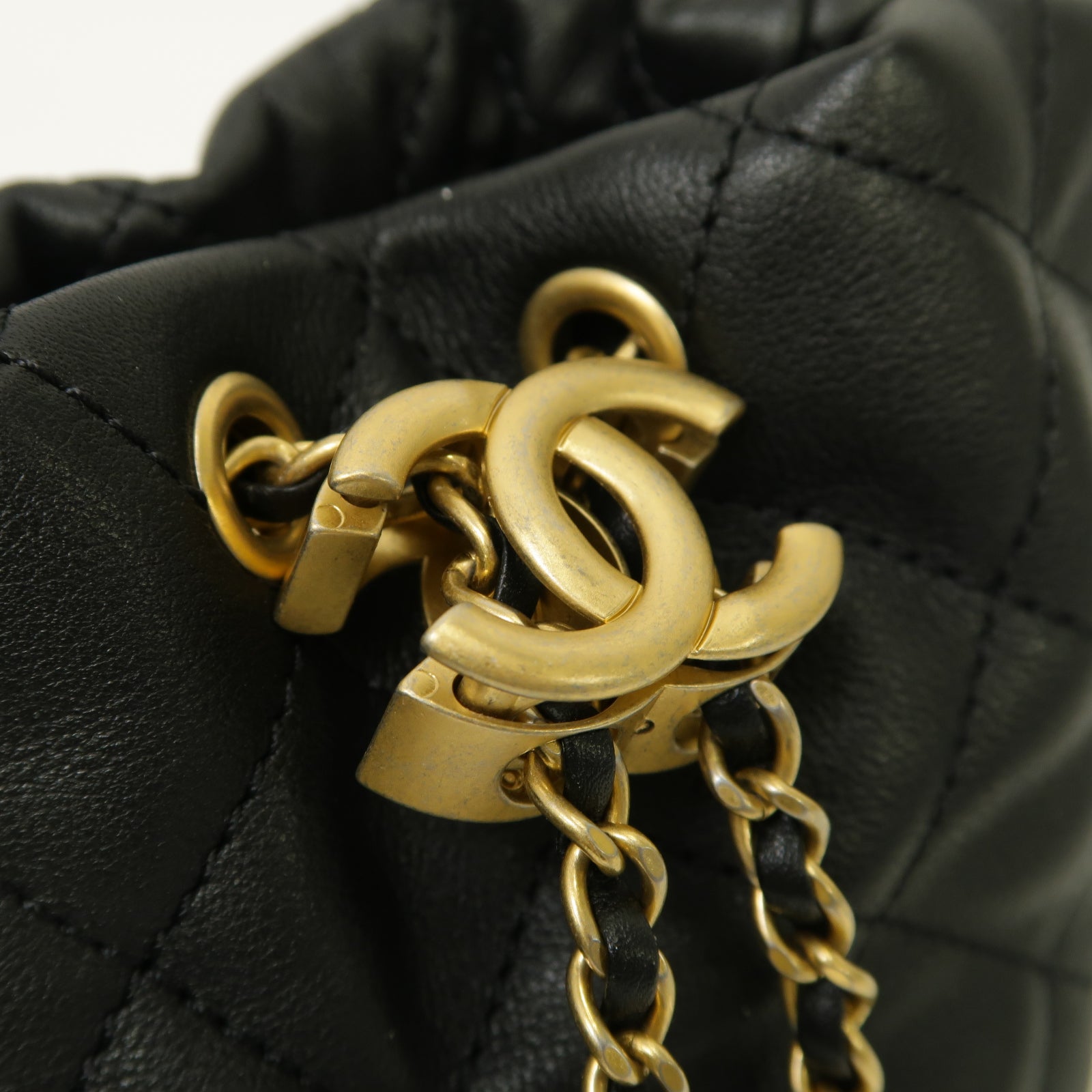CHANEL 菱格羊皮皮革Shoulder Bag金扣肩背袋黒色