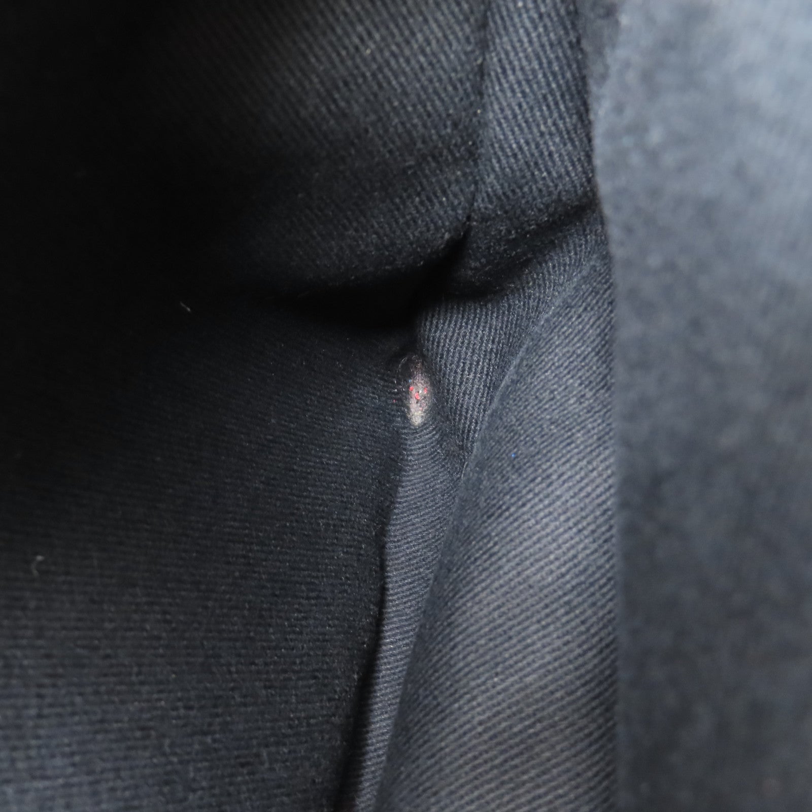 CHANEL 牛皮皮革Split Pocket Flap銀扣肩背袋