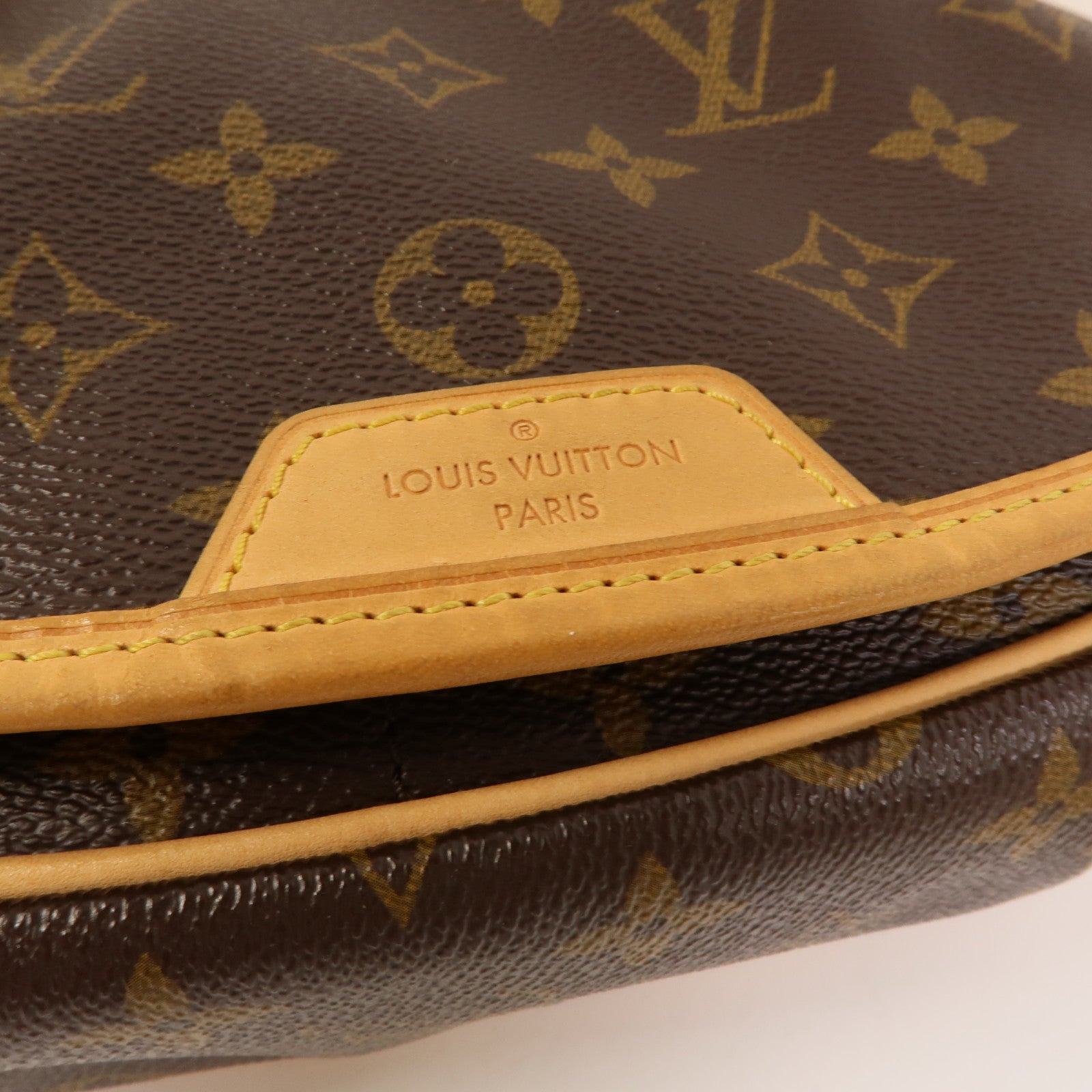 LOUIS VUITTON Monogram Menilmonant PM肩背袋
