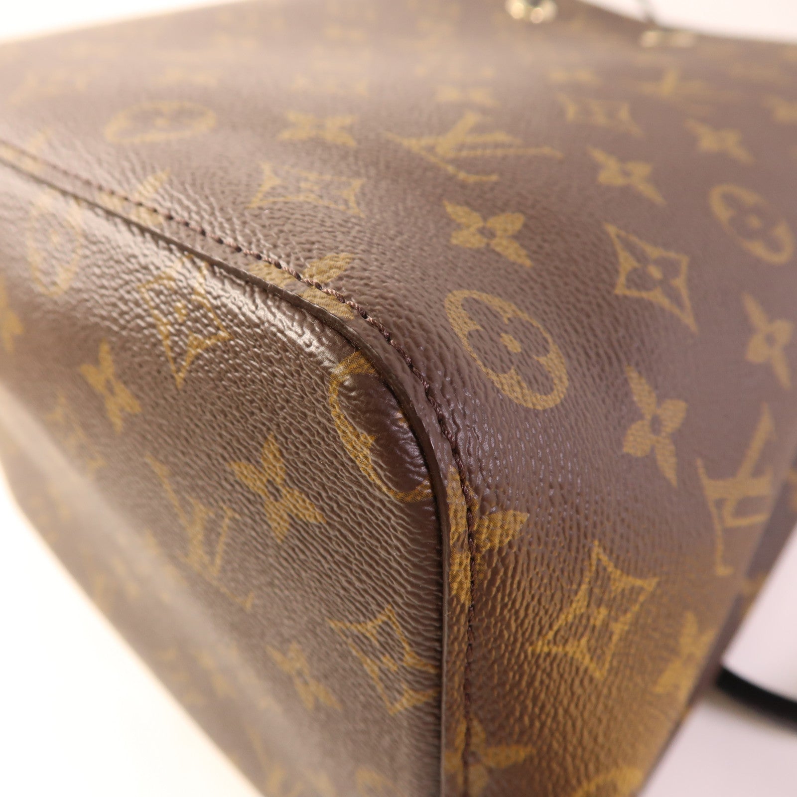 LOUIS VUITTON Monogram Neo Noe MM金扣肩背袋