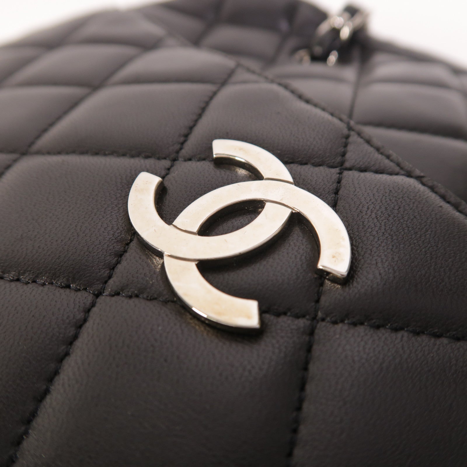 CHANEL 羊皮皮革Chain Shoulder銀扣鏈帶肩背袋