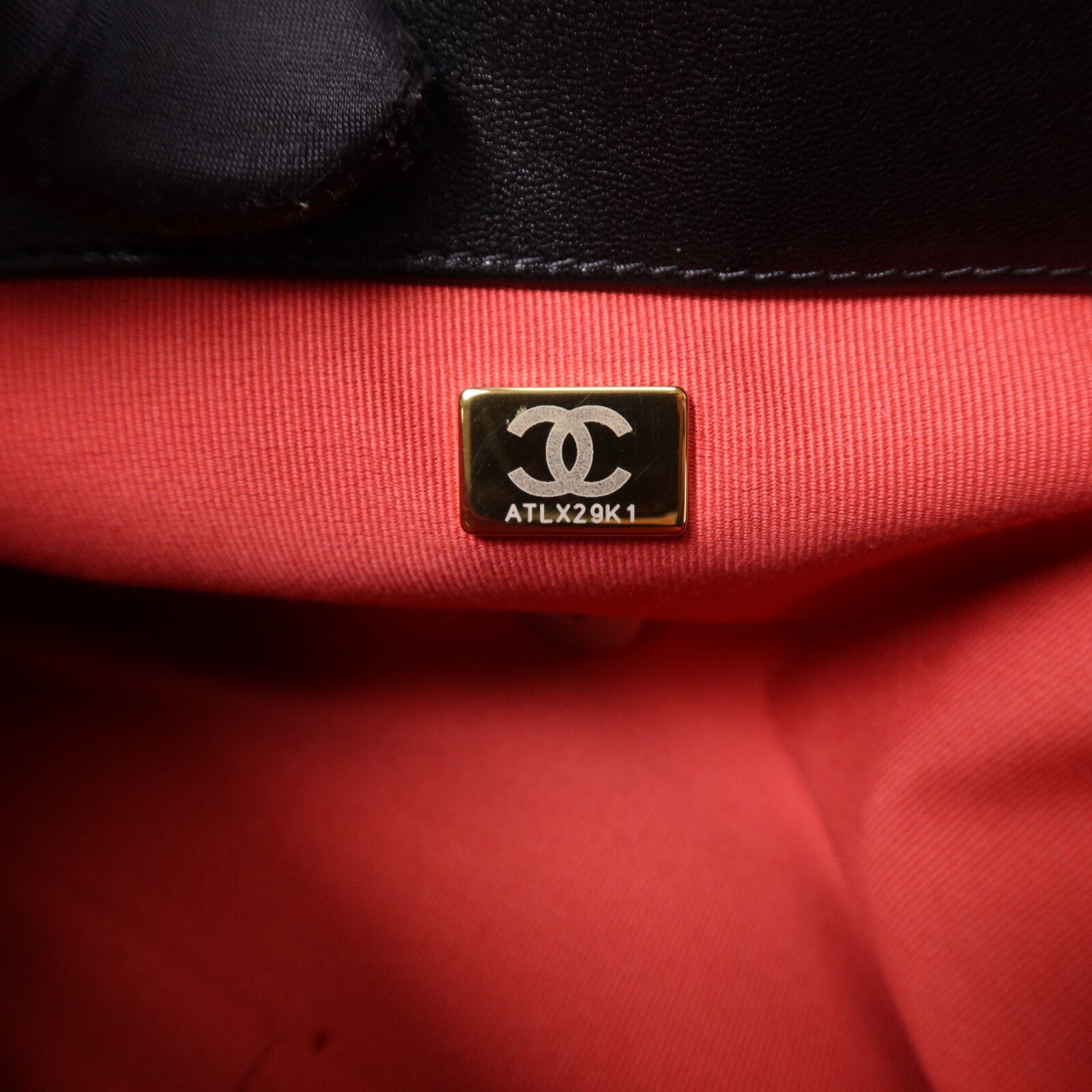 CHANEL 羊皮皮革Chanel 19 Large鏈帶手挽肩背兩用袋