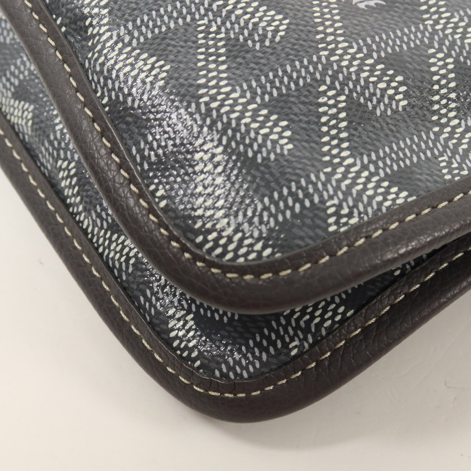GOYARD 塗層帆布Plumet Pocket肩背袋