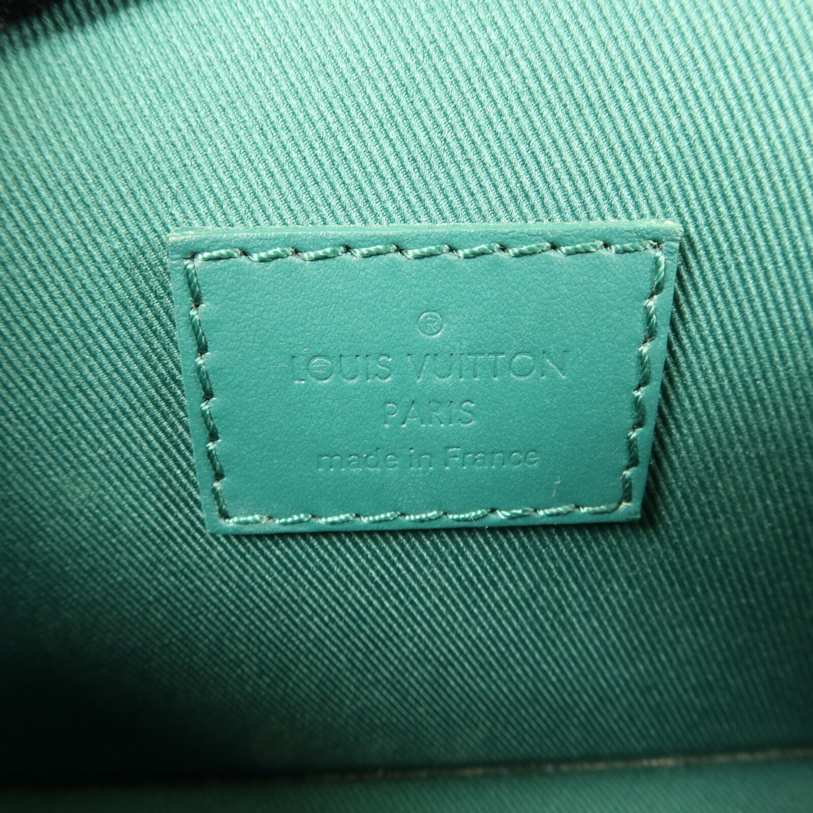 LOUIS VUITTON Taurillon Fastline Messenger Mini Aerogram Collection肩背袋