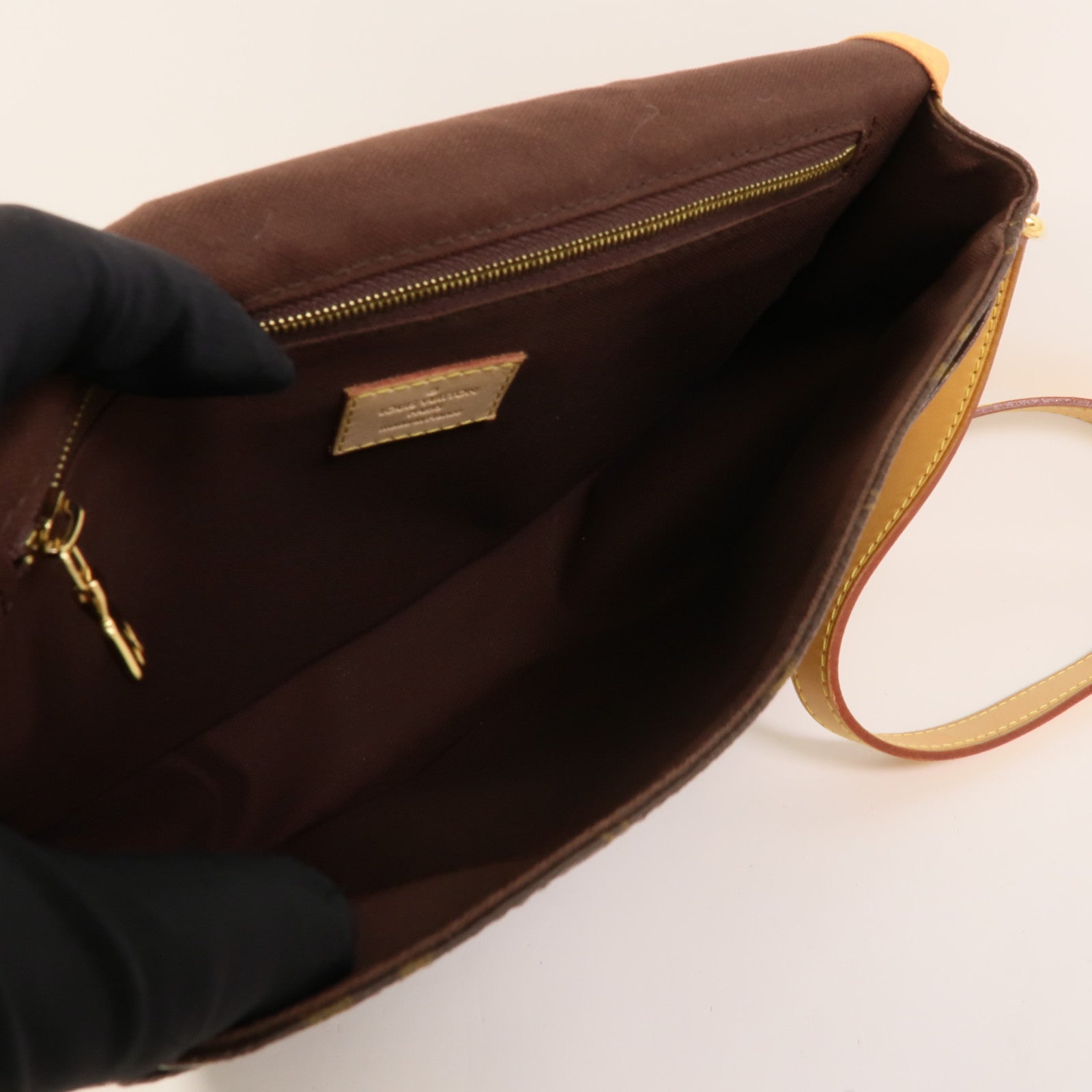 LOUIS VUITTON Monogram Menilmonant PM肩背袋