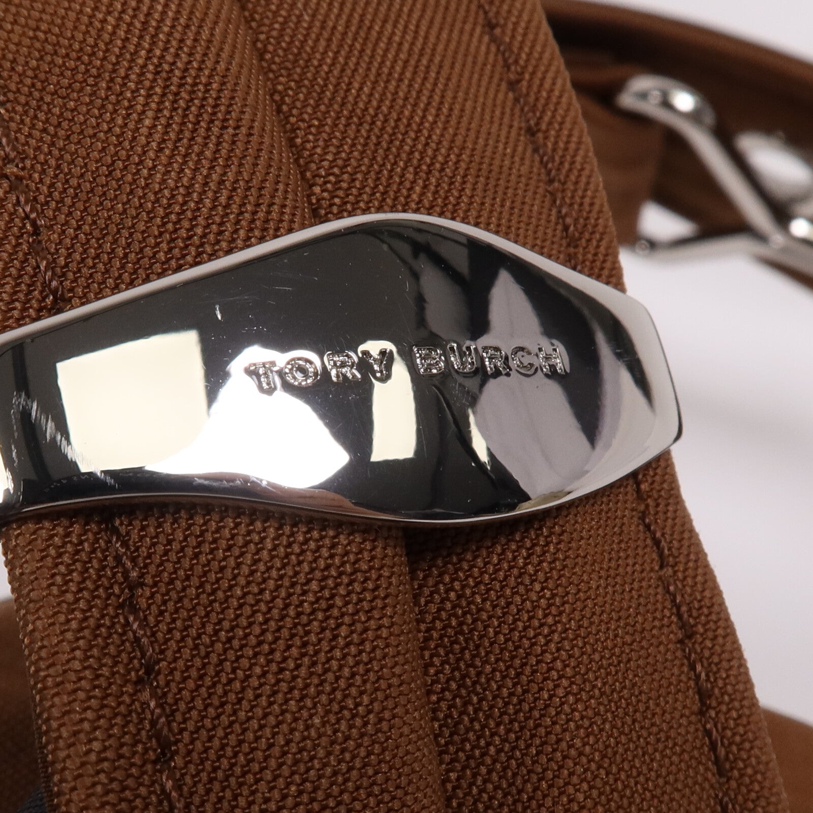 Tory Burch 帆布Large Zip銀扣肩背袋