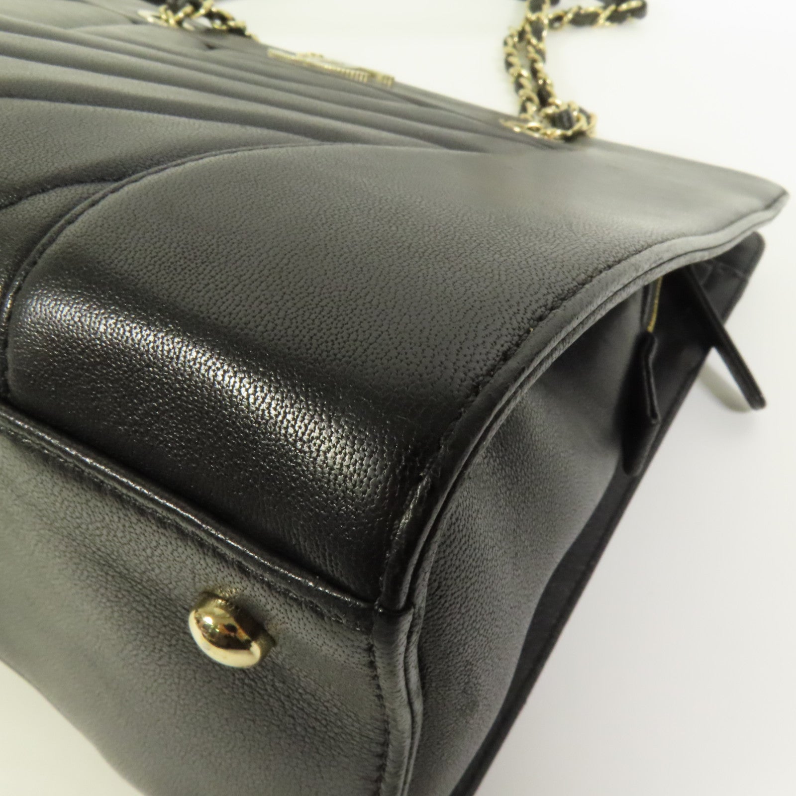 CHANEL 牛皮皮革Shoulder Bag金扣肩背袋