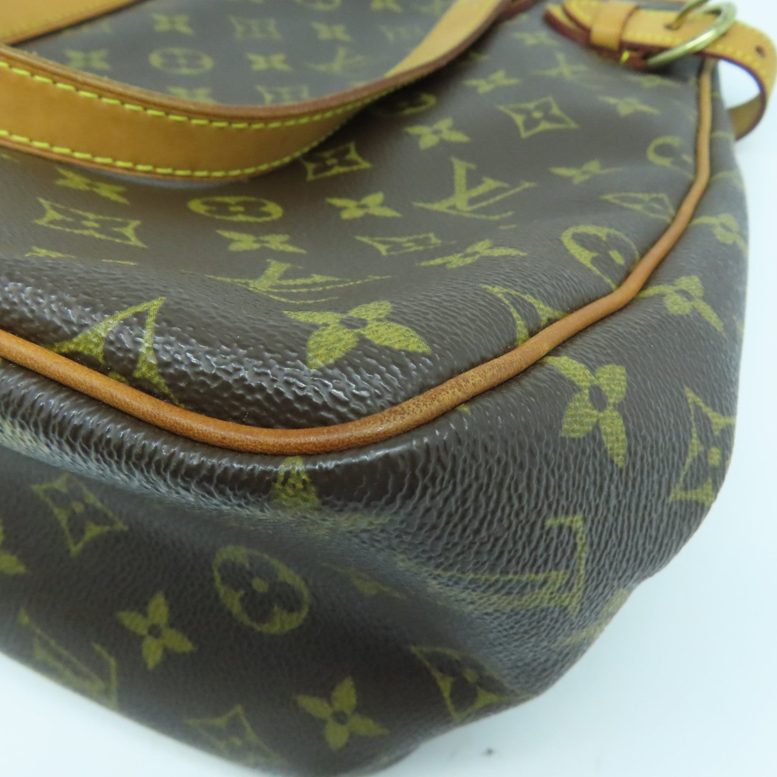 LOUIS VUITTON 【清倉大減價】Monogram Batignolles Vertical金扣肩背袋啡色