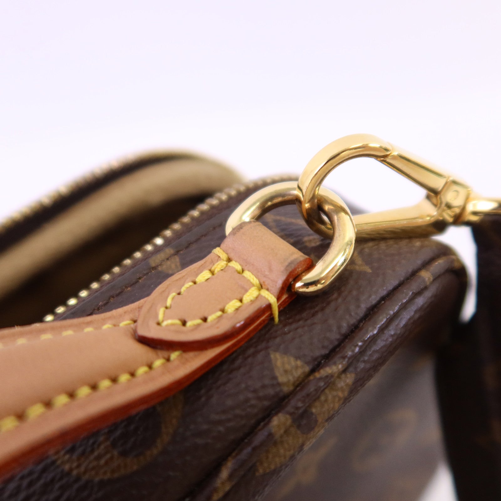 LOUIS VUITTON Monogram Utility Shoulder Bag金扣手挽肩背兩用袋