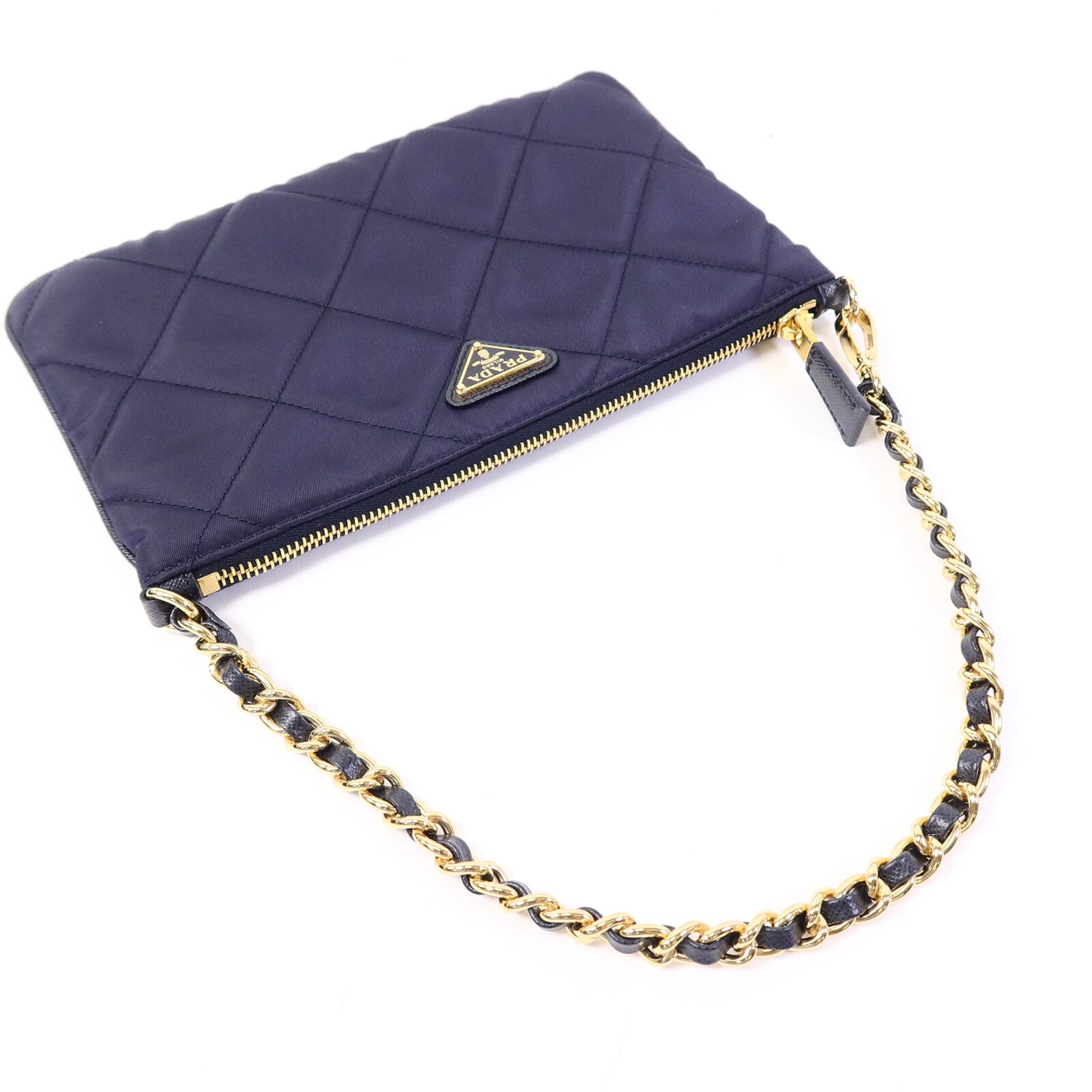 PRADA 尼龍Quilted Re-Nylon Pouch鏈帶肩背袋