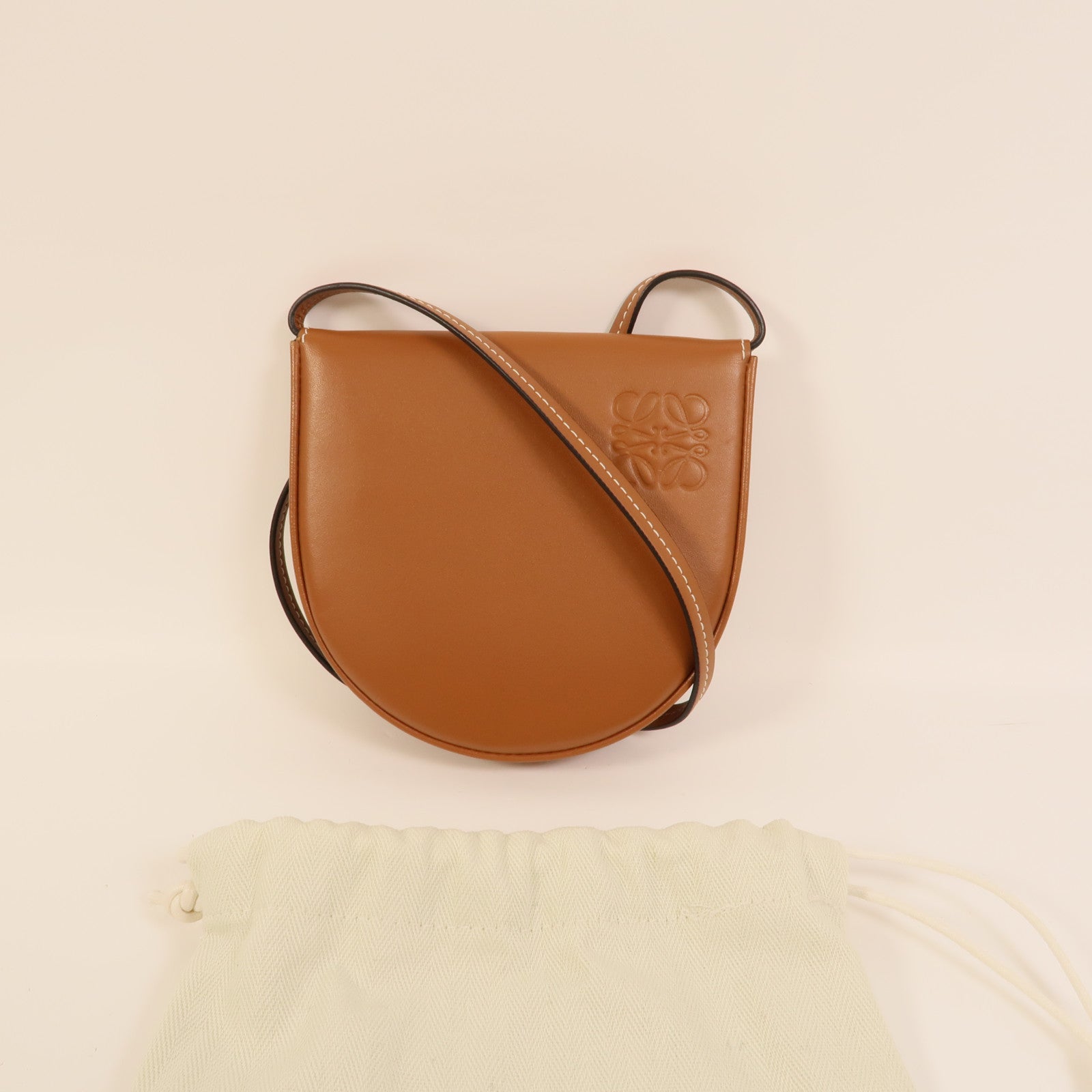 LOEWE 牛皮皮革Shoulder Bag肩背袋