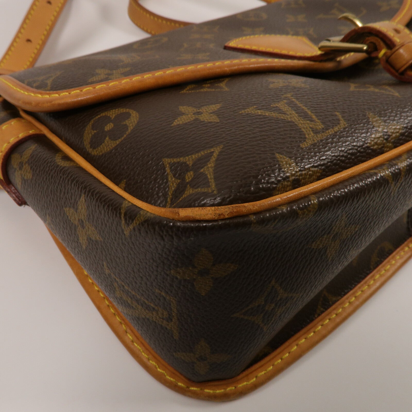 LOUIS VUITTON Monogram Sologne肩背袋