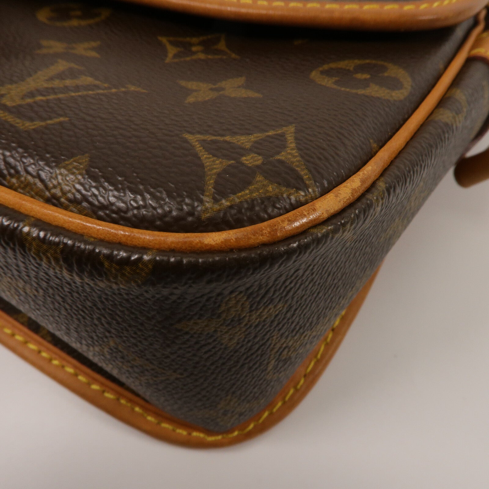 LOUIS VUITTON Monogram Sologne肩背袋