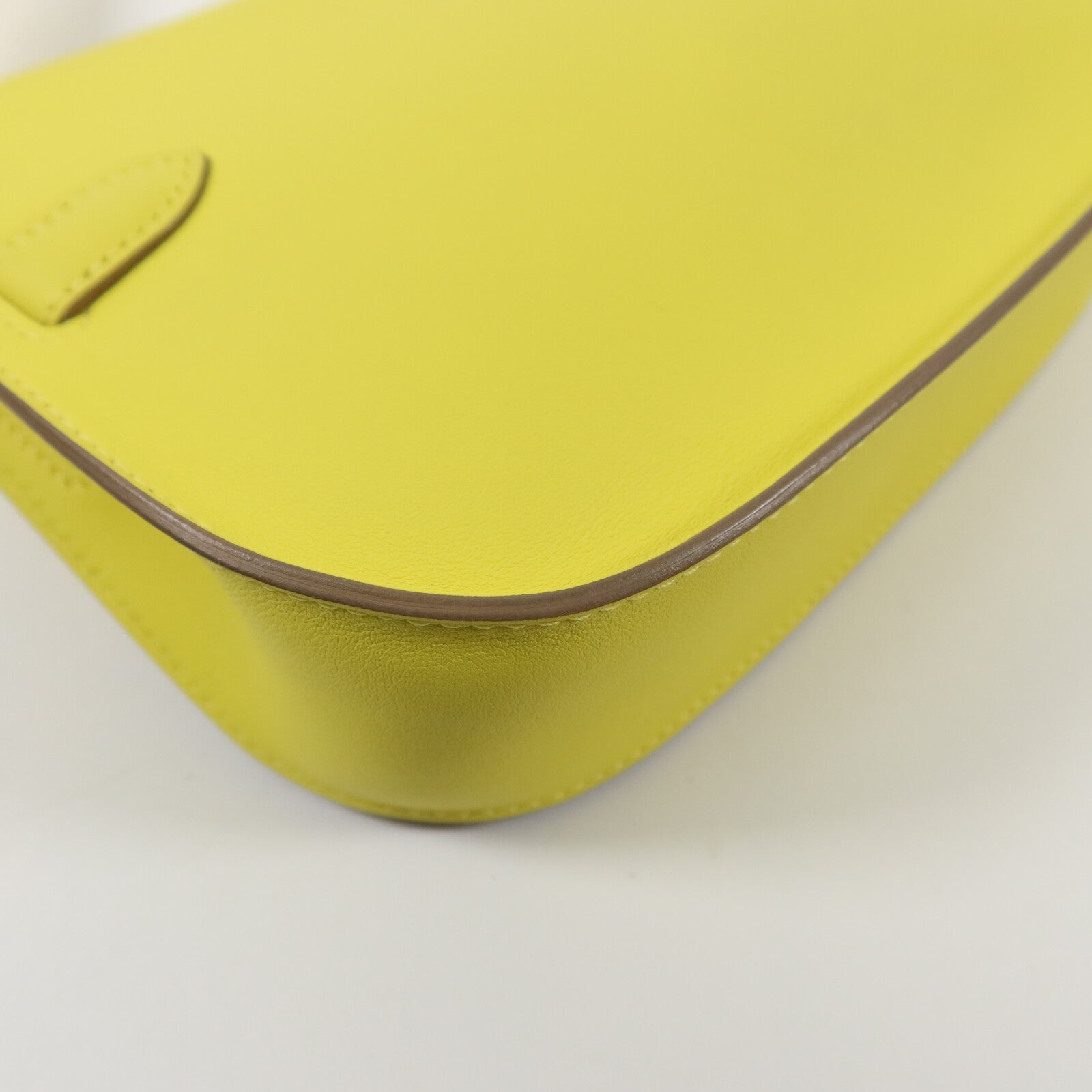 HERMES Swift皮革Mini Jypsiere肩背袋Lime