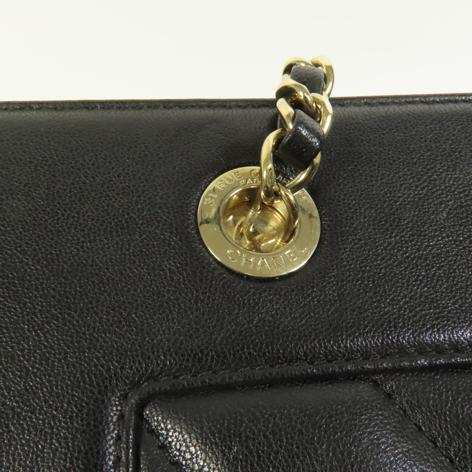 CHANEL 牛皮皮革Shoulder Bag金扣肩背袋