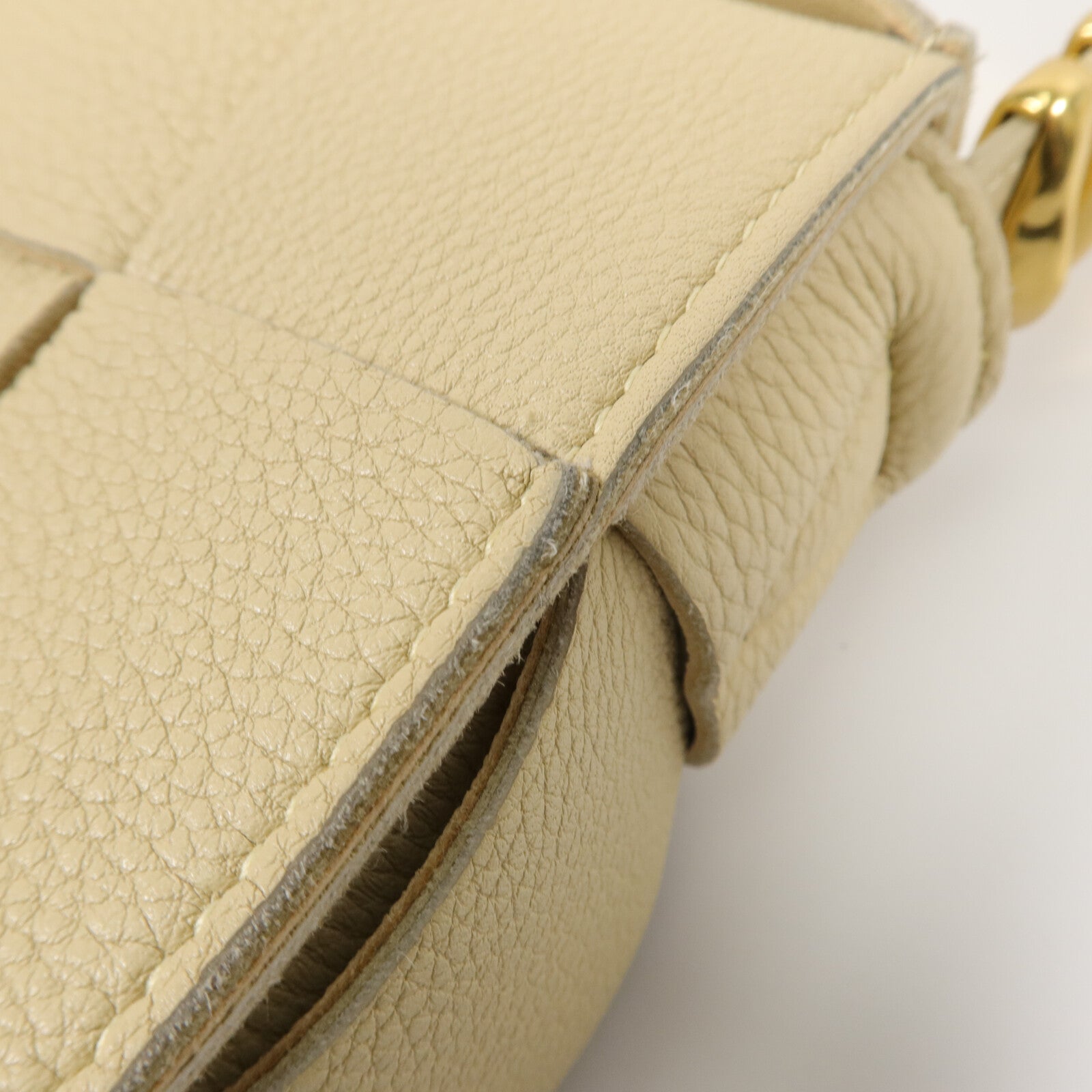BOTTEGA VENETA 牛皮皮革Cassette Bag肩背袋